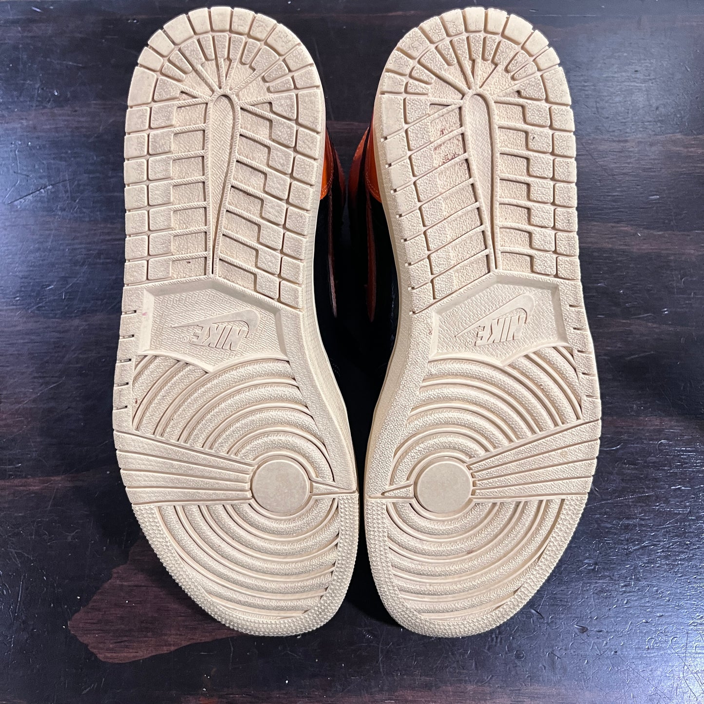 *USED* Air Jordan 1 High Shattered Backboard 3.0 (size 10)