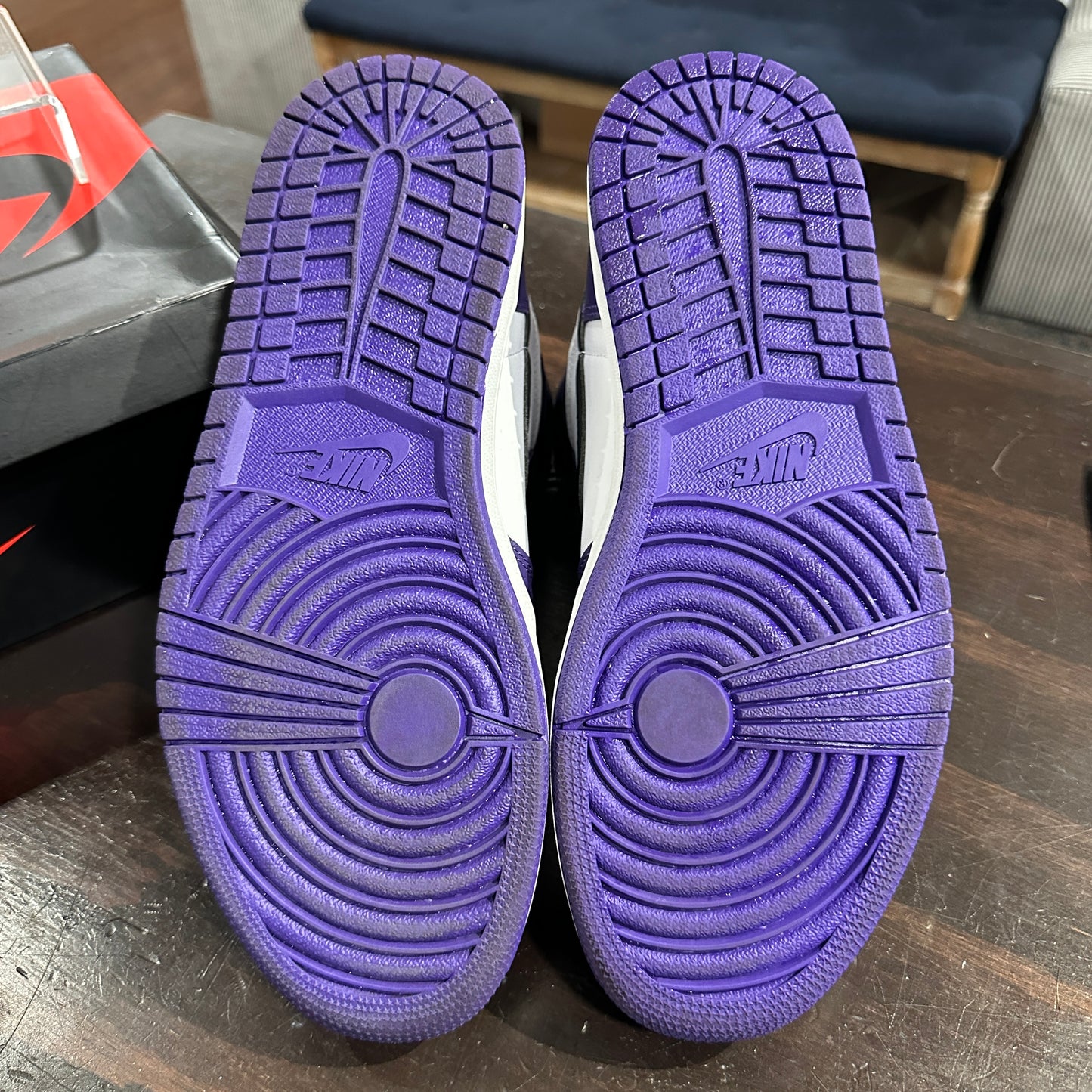 *USED* Jordan 1 High Court Purple (SIZE 10.5)