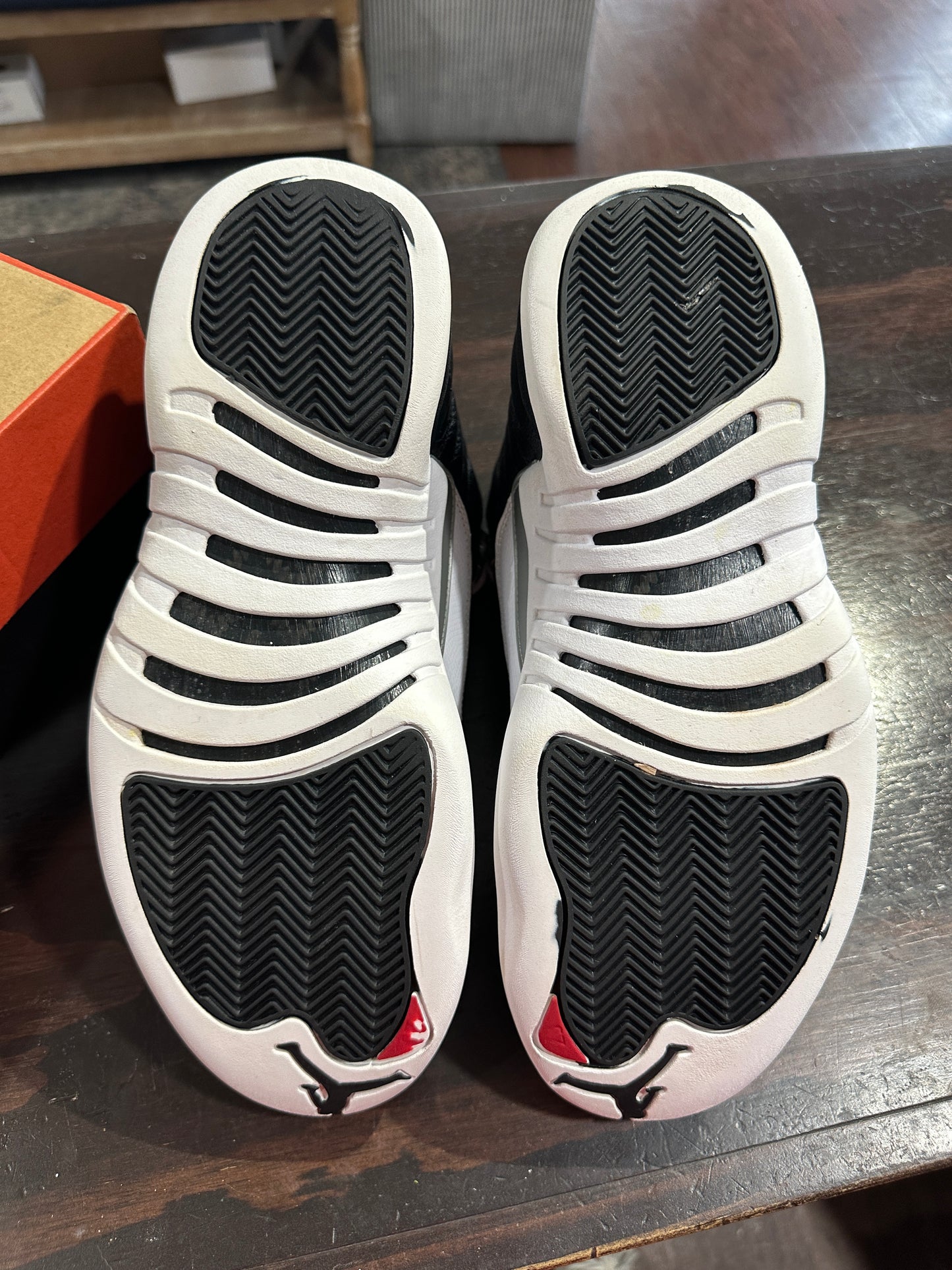 *USED* Air Jordan 12 Playoff (size 9)