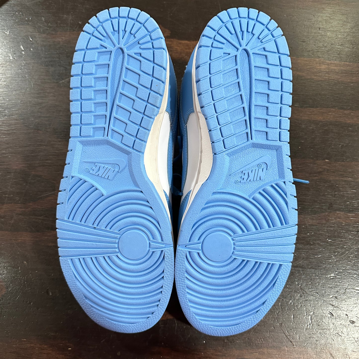 *NEW WITH DEFECTS* Nike Dunk Low UNC (SIZE 10)(AGED SOLE)