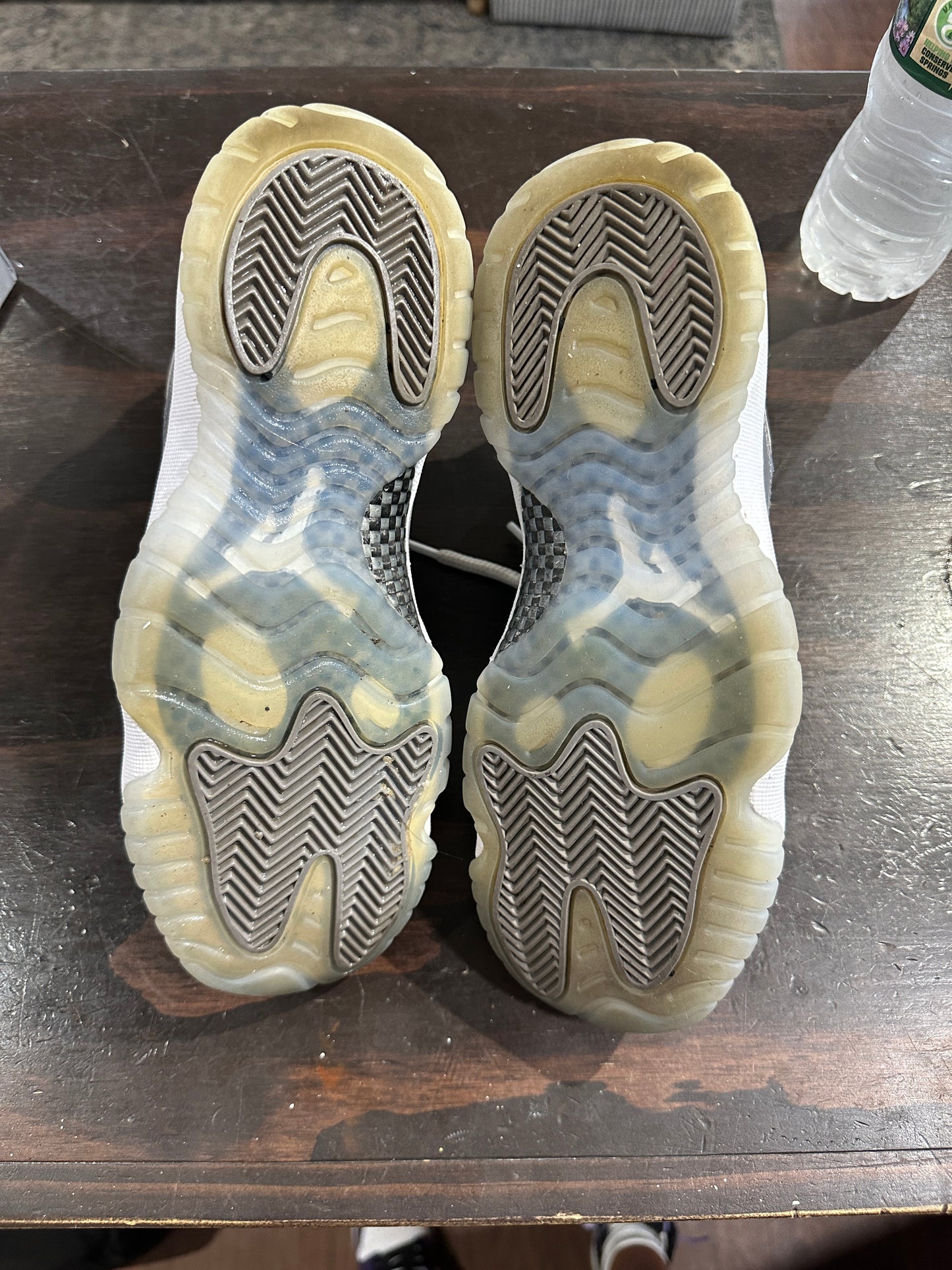 *USED* Jordan 11 Cool Grey (SIZE 6.5Y)