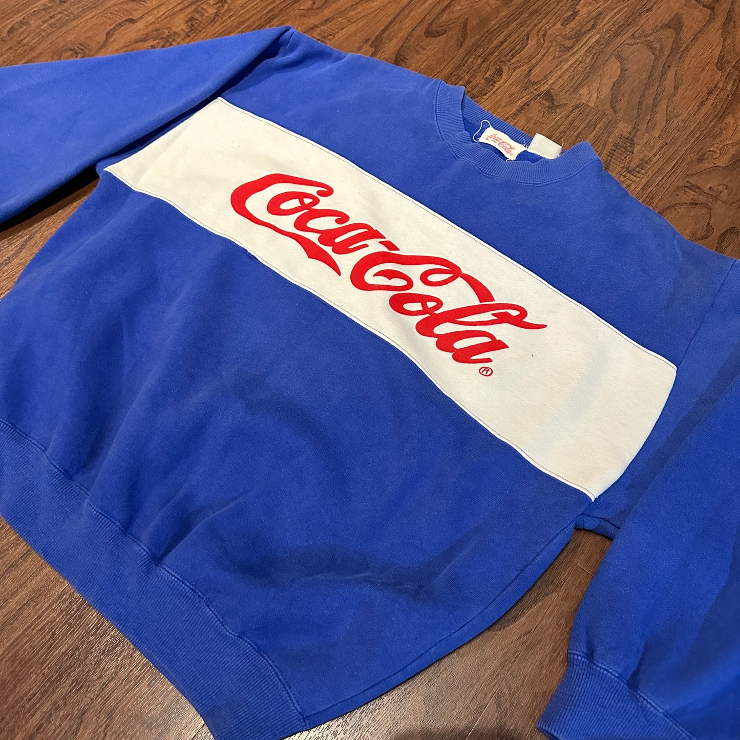 *VINTAGE* Coca Cola Crewneck (FITS MEDIUM)