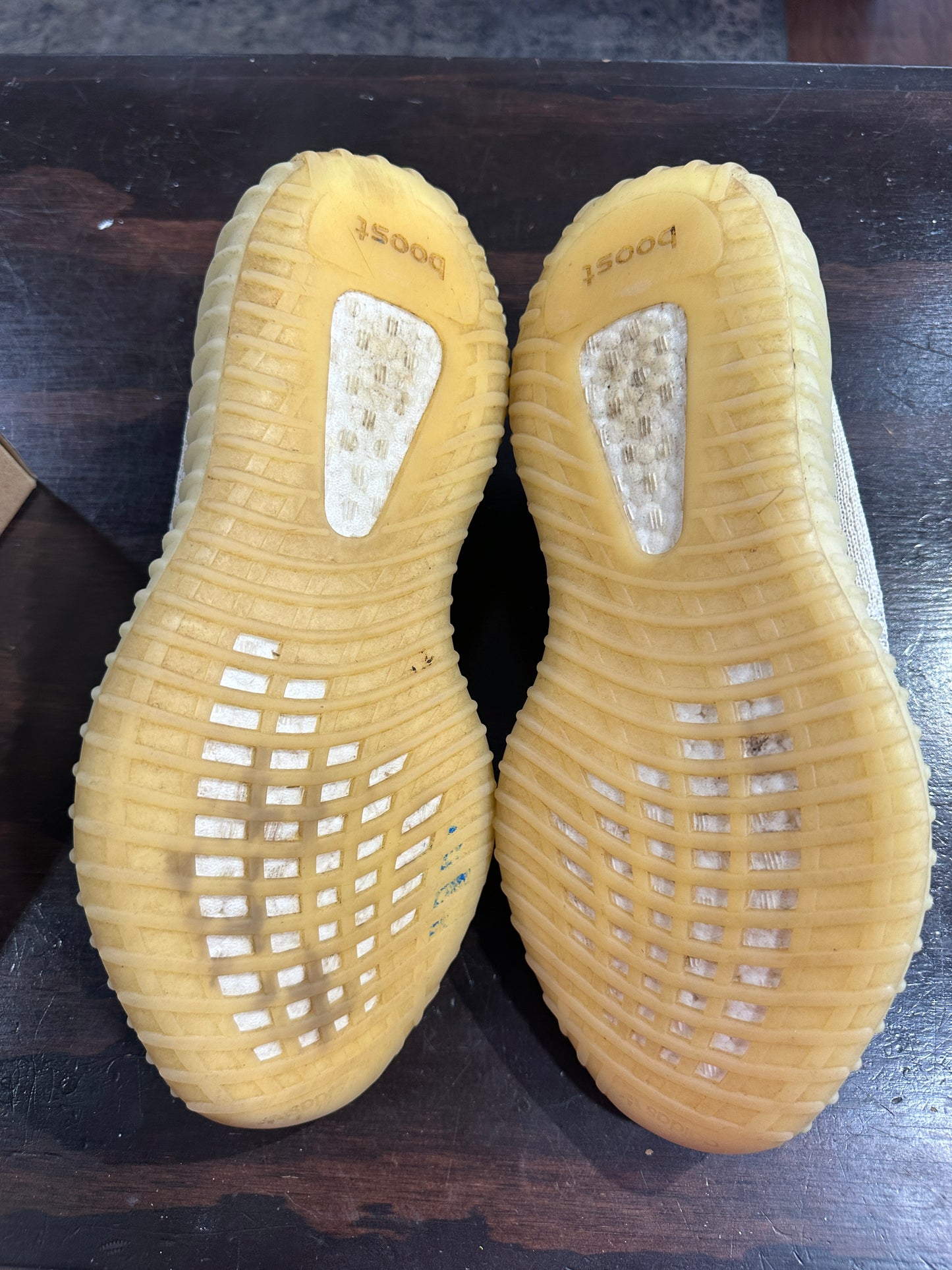 *USED* Yeezy 350 Lights (Size 8)