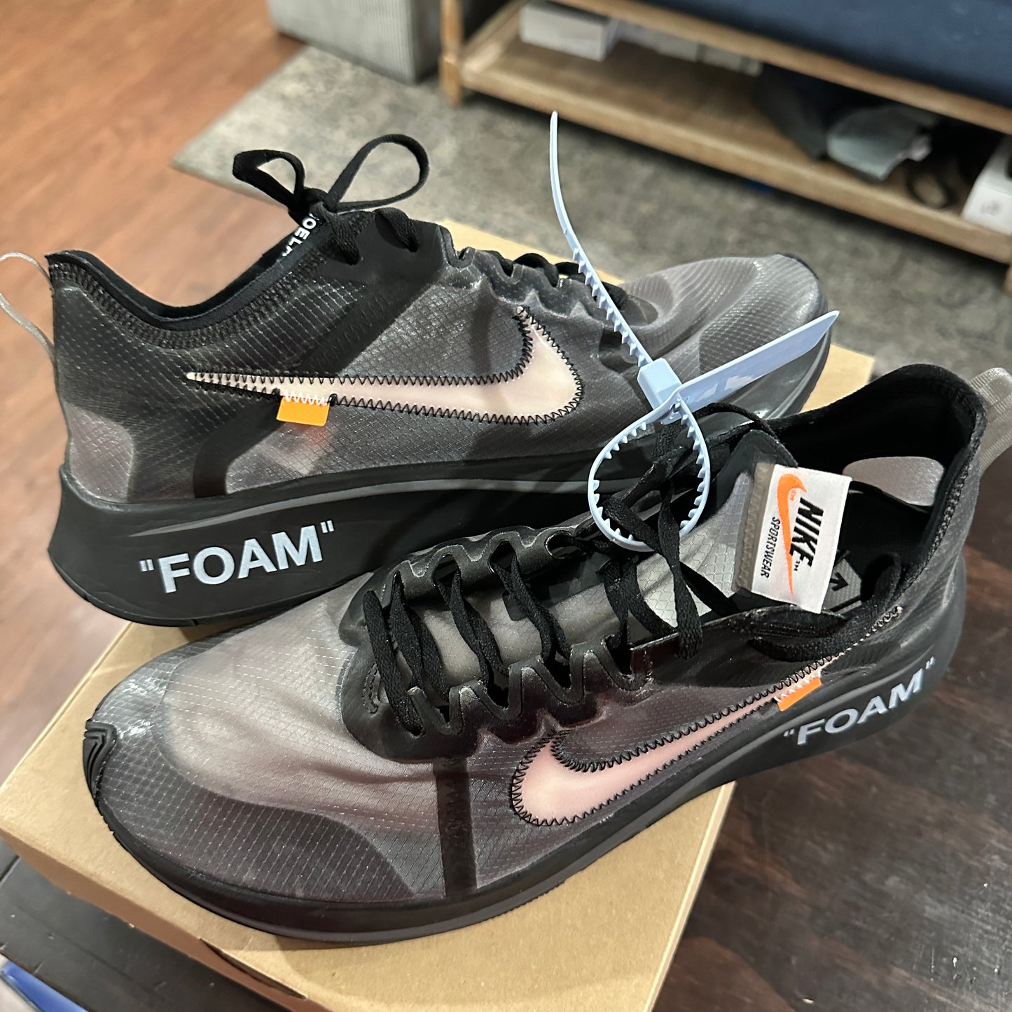 *USED* Nike Off-White Zoom Fly Black Silver (SIZE 13)