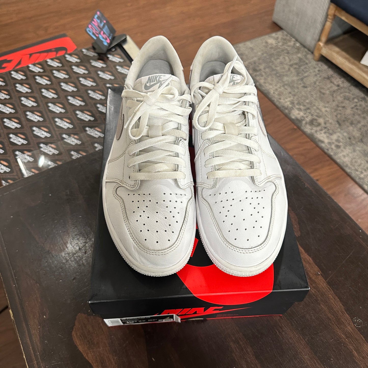 *USED* Nike Air Jordan 1 Low Neutral Grey (size 12.5)