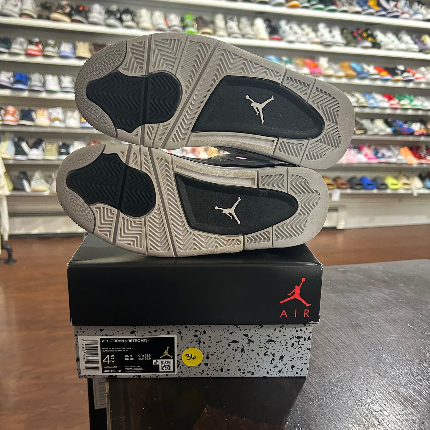 *USED* Military Black gs (4.5Y)