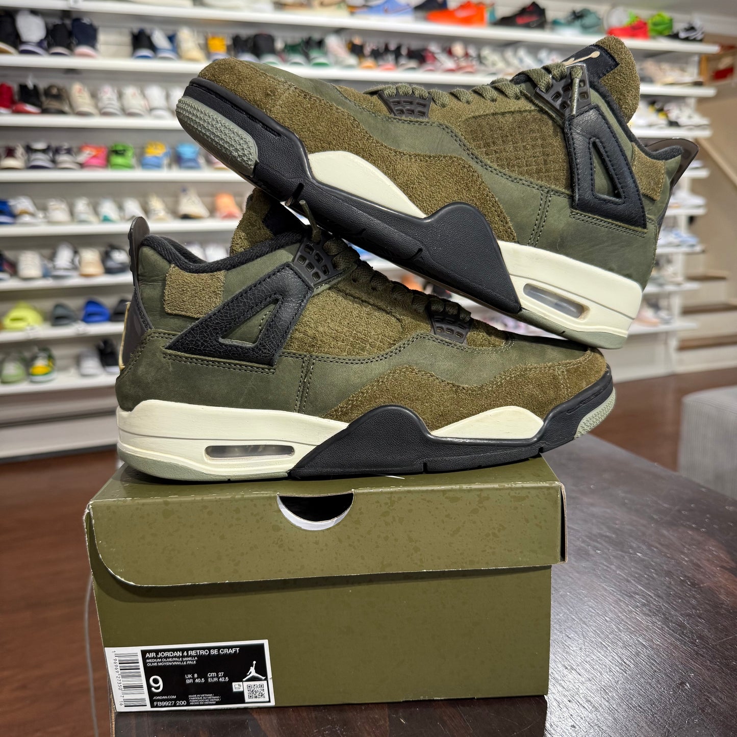 *USED* Jordan 4 Olive Craft (SIZE 9)
