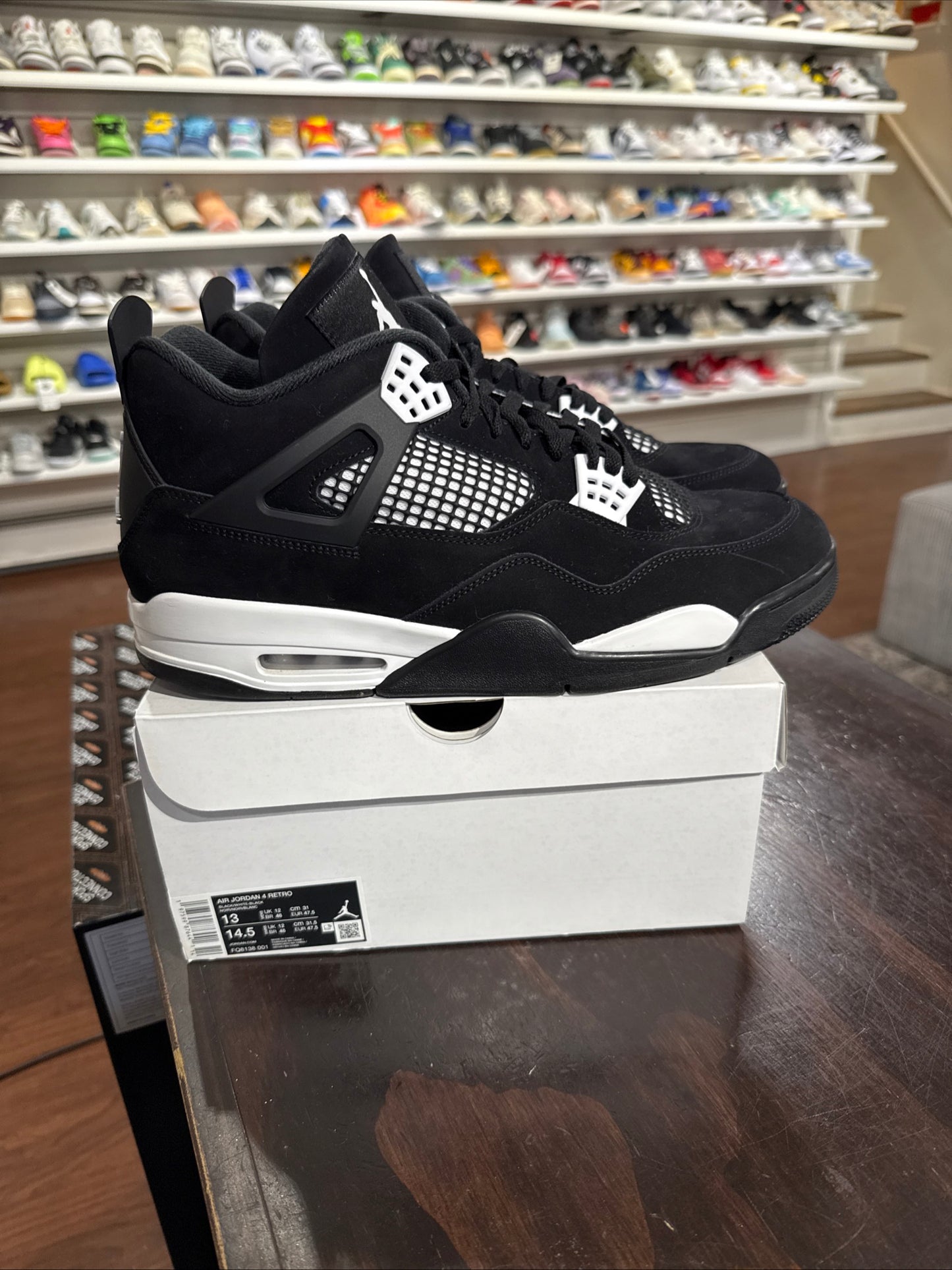 *USED* Jordan 4 White Thunder (SIZE 13)