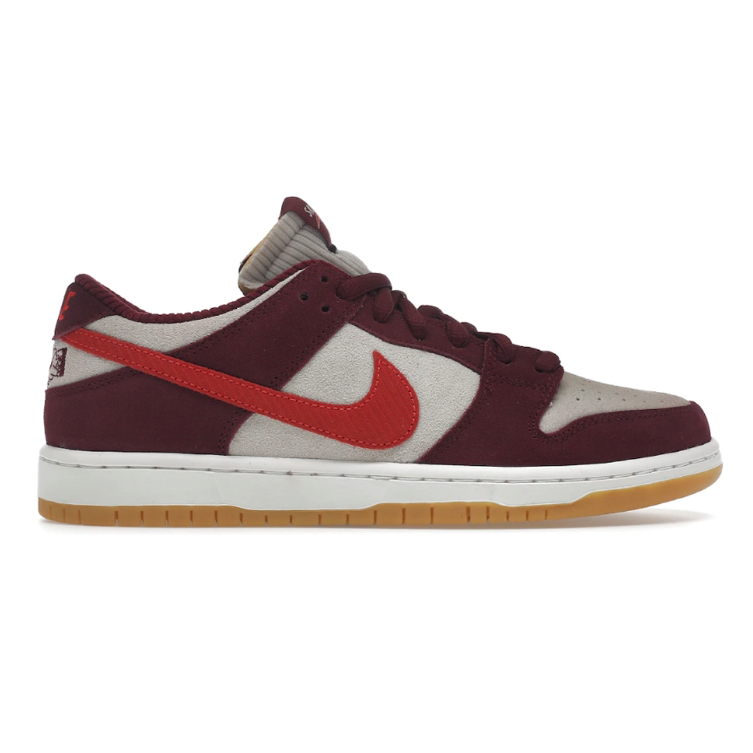 Hit the streets in style with Nike SB Dunk Low Skate Like a Girl shoes! Engineered with maximum comfort and durability, this sneaker will inspire you to take your performance to the next level. With a sleek, vibrant design and lightweight cushioning, it's the perfect choice for everyday athletes!