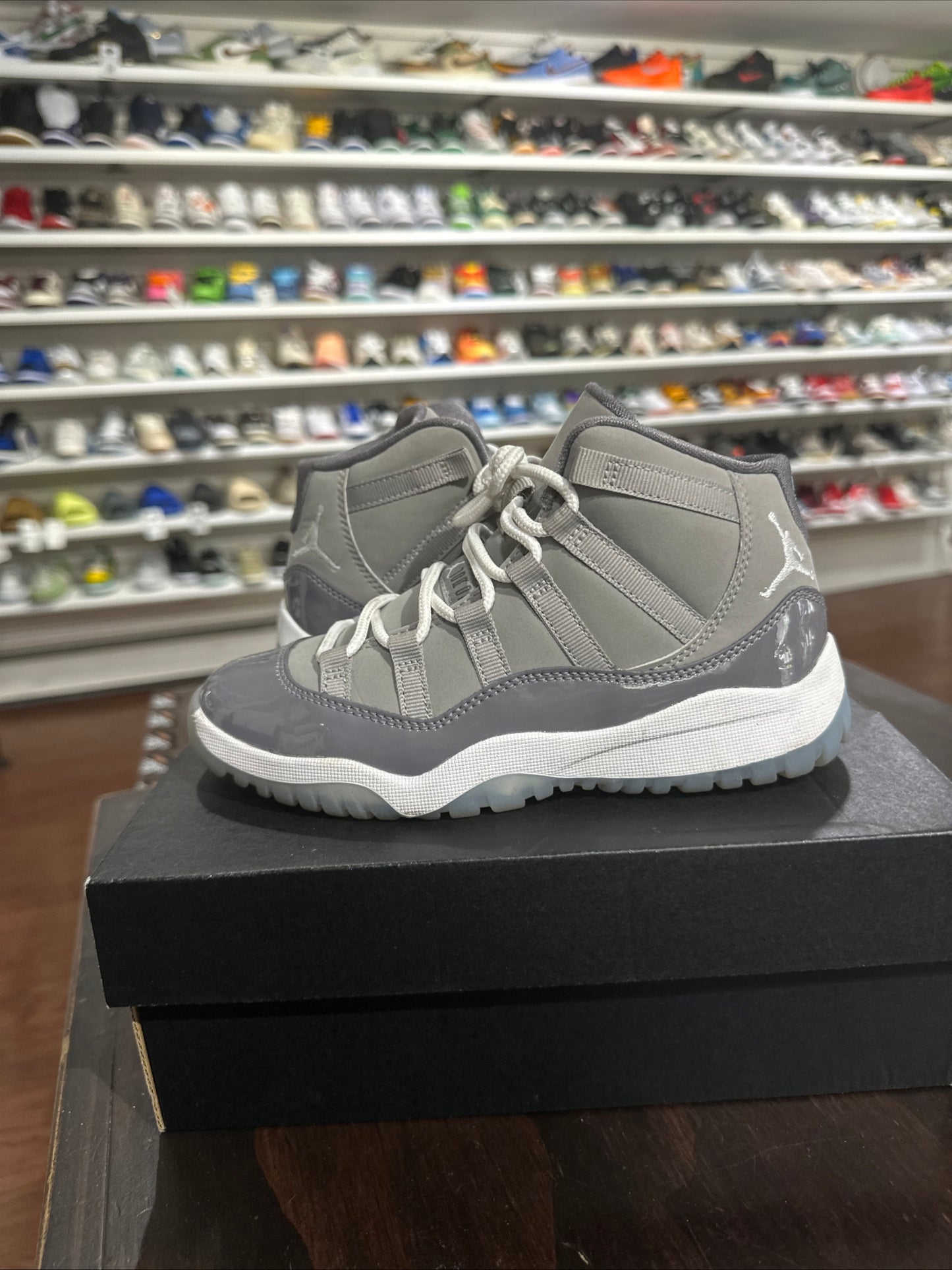 *USED* Jordan 11 Cool Grey (SIZE 1Y)