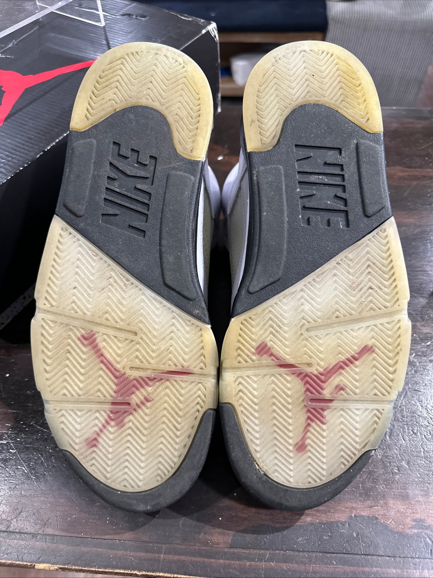 *USED* Jordan 5 Fire Red (size 10)