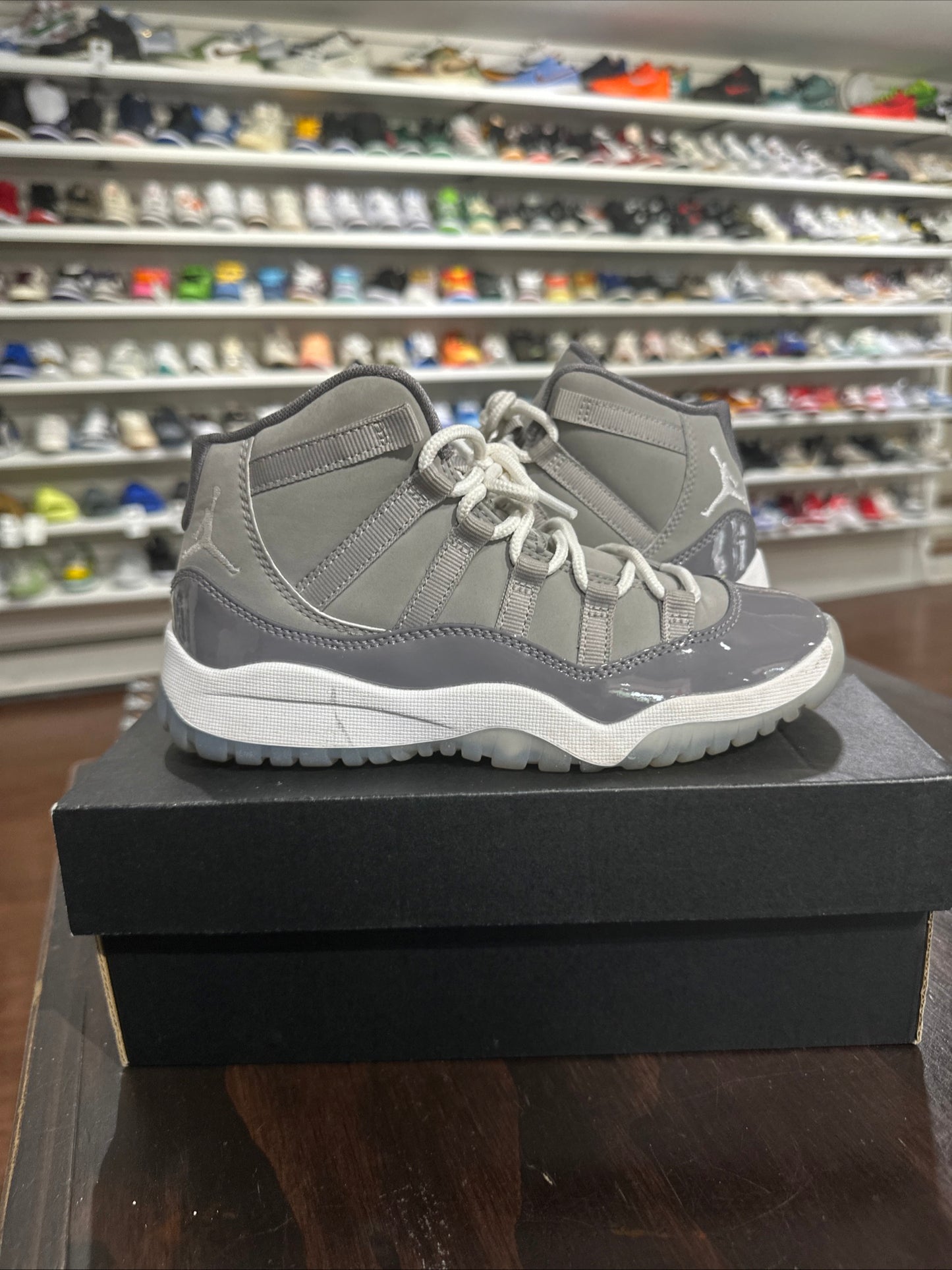 *USED* Jordan 11 Cool Grey (SIZE 1Y)