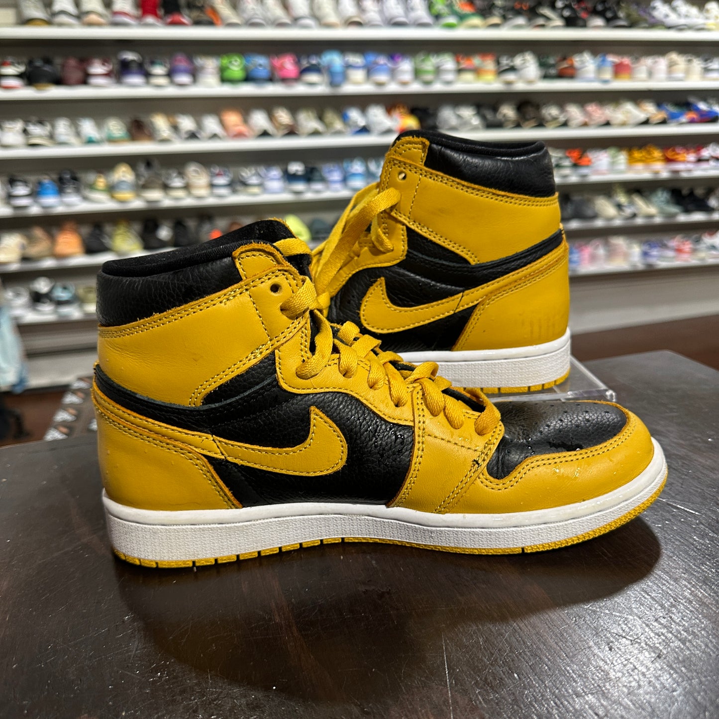 *USED* Jordan 1 High Pollen (size 7.5)(NO BOX)