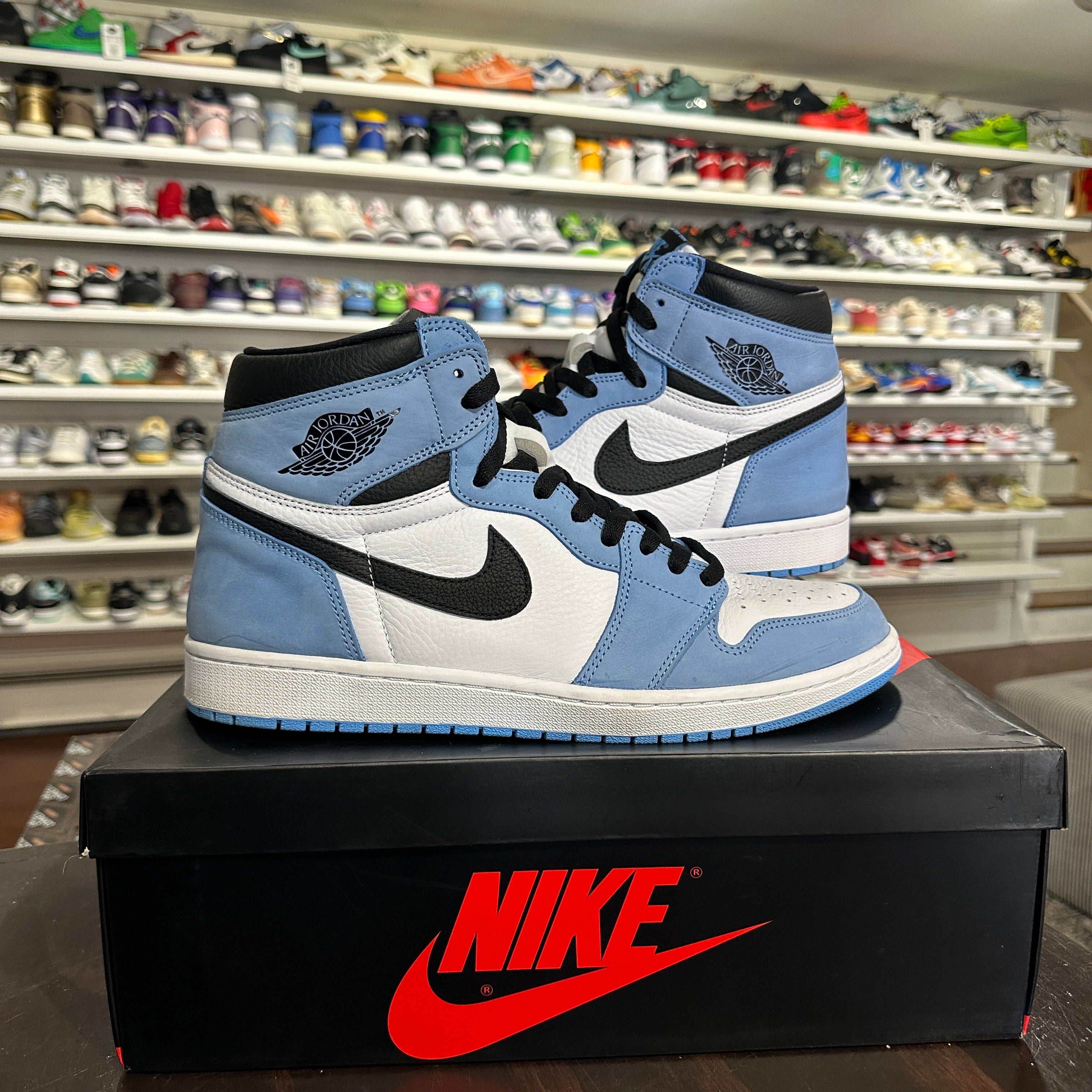 Size 10 Air 2024 Jordan 1 University blue used