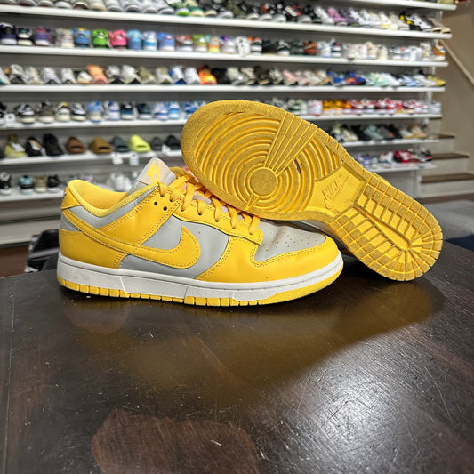 *USED* Nike Dunk low Citron Pulse (Size 8.5)