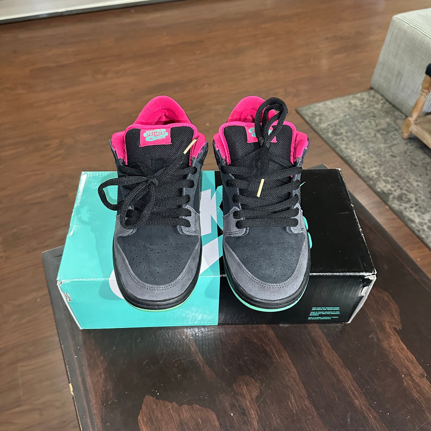 *USED* Nike Dunk Low Northern Lights size 8