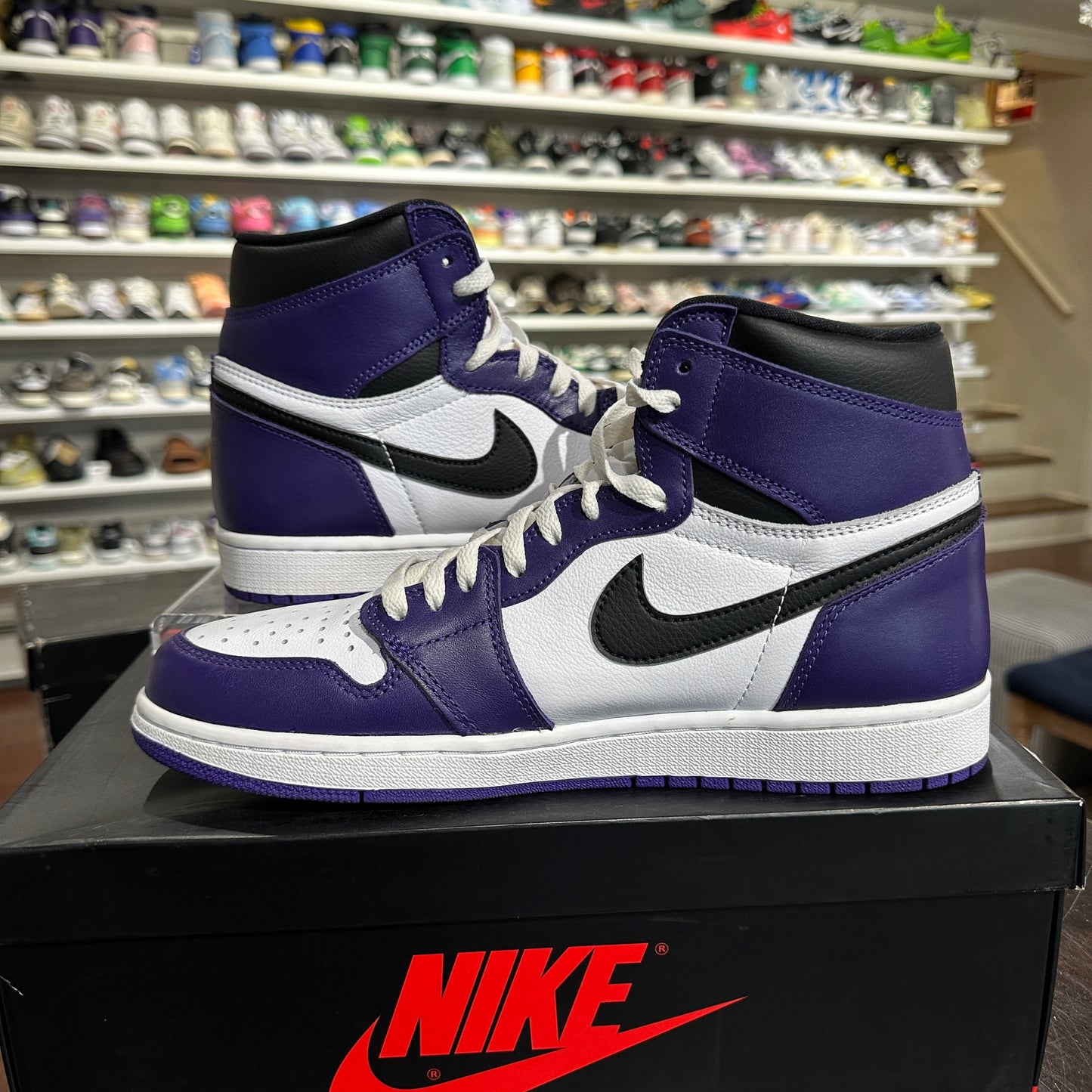 *USED* Air Jordan 1 High Court Purple (Size 10)