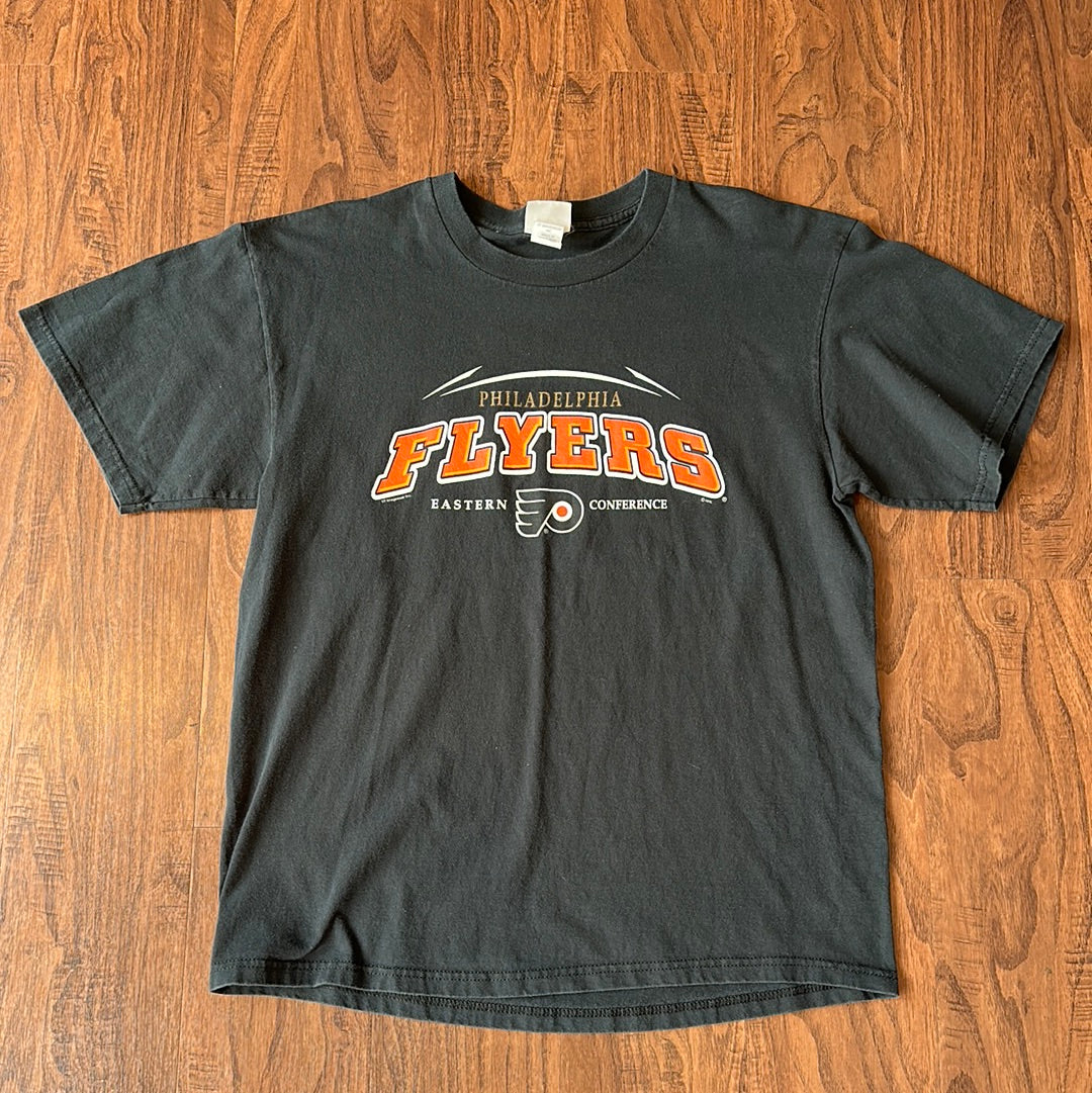 *VINTAGE* Philadelphia Flyers Eastern Conference Tee (FITS LARGE)