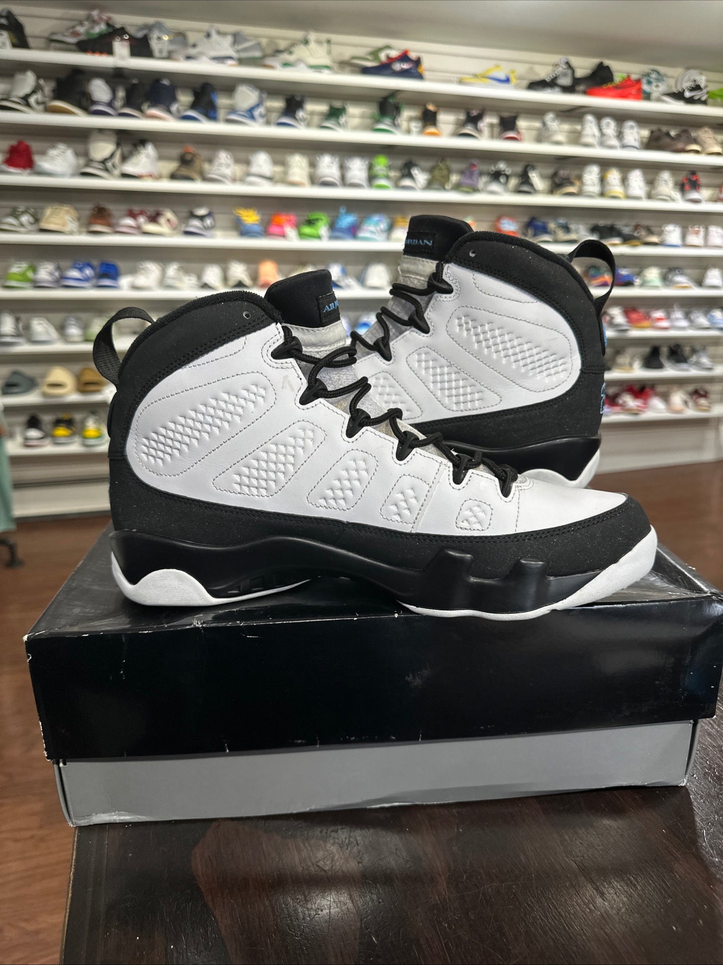 *USED* Jordan 9 University Blue (Size 11.5)