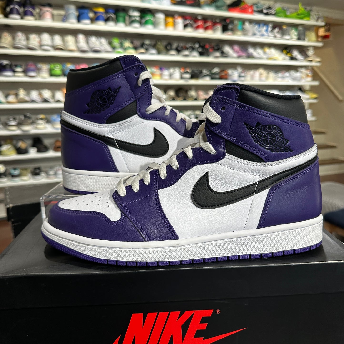 *USED* Air Jordan 1 High Court Purple (Size 10)