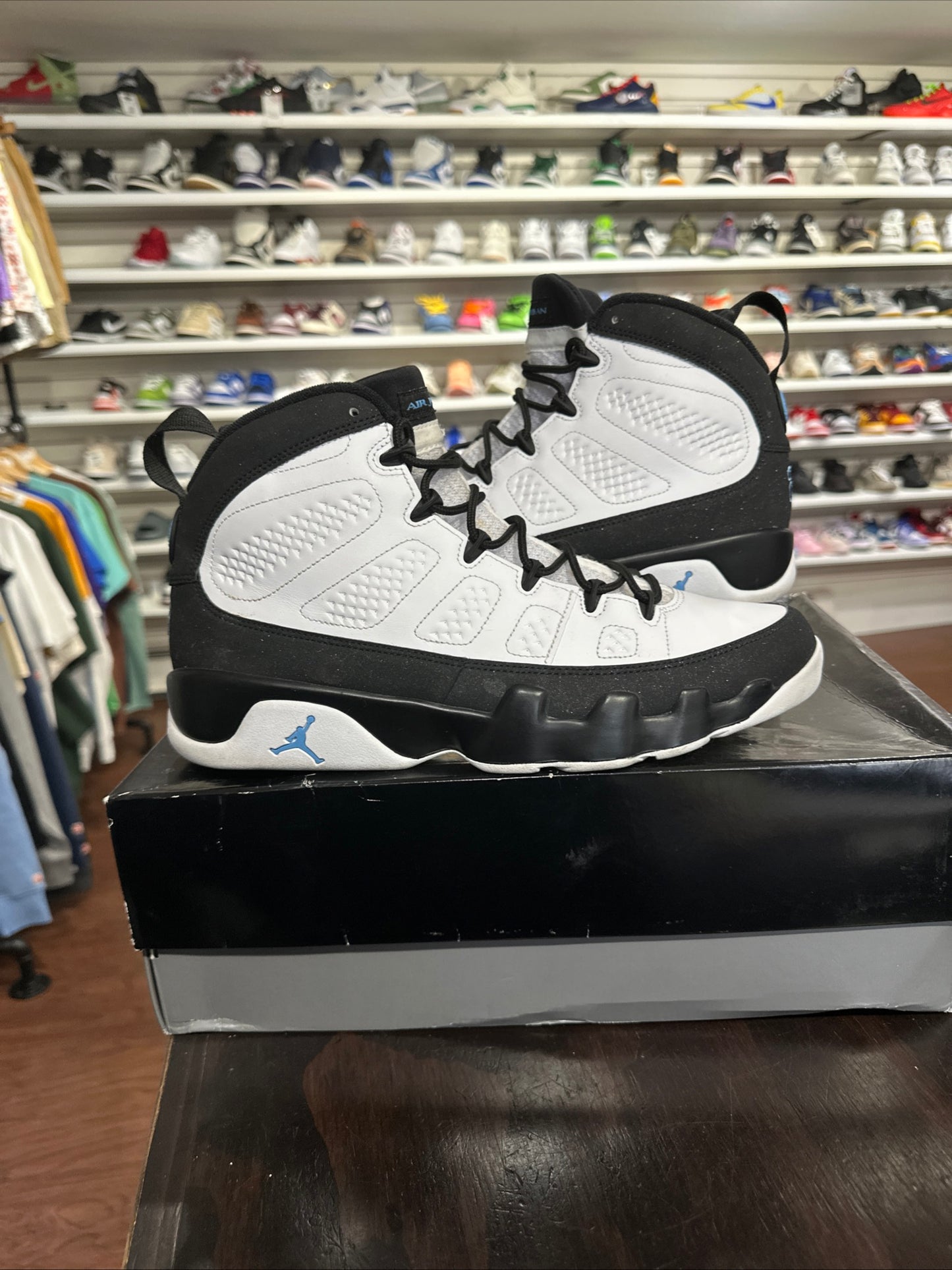 *USED* Jordan 9 University Blue (Size 11.5)