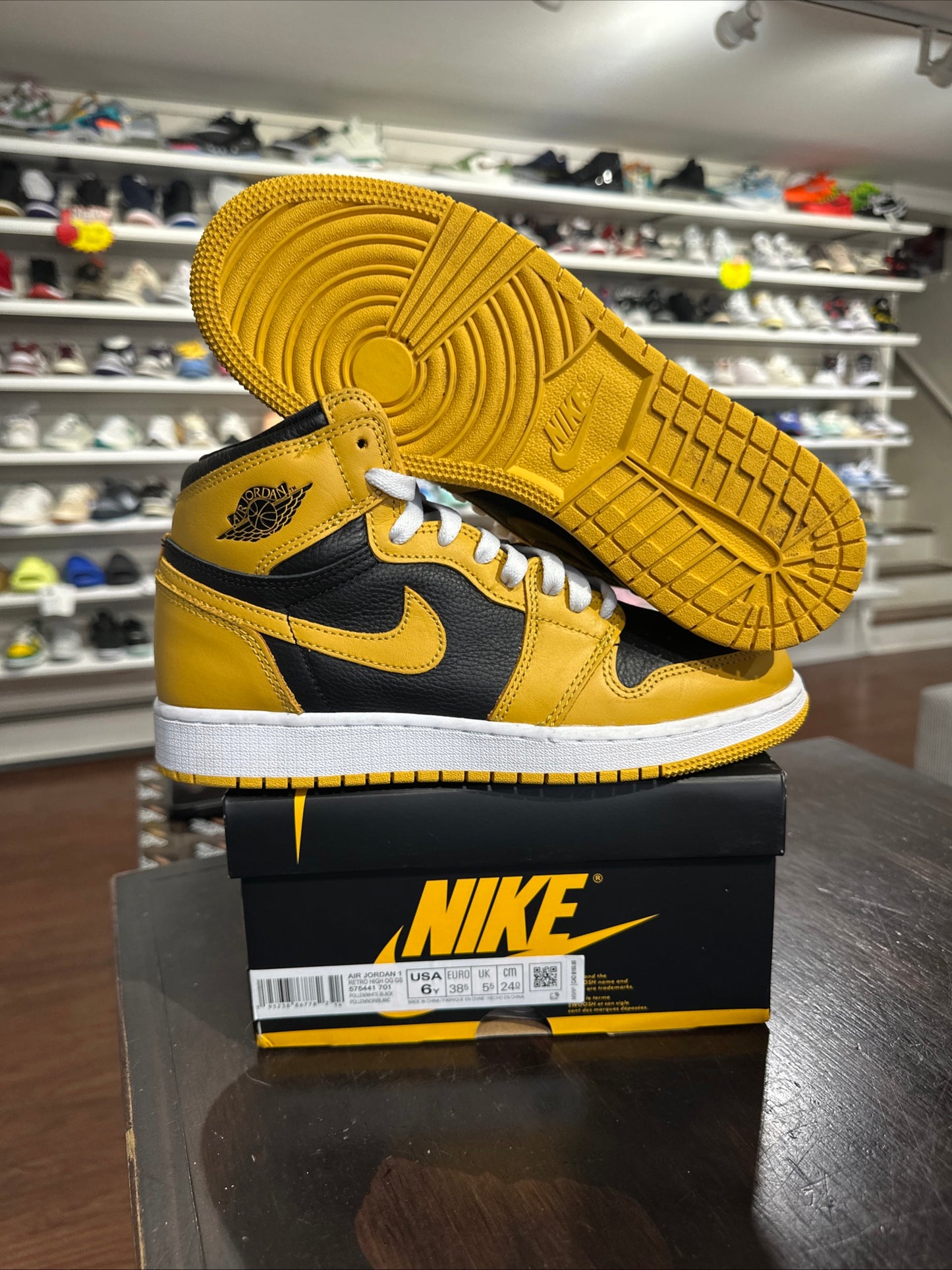 *USED* Jordan 1 Pollen (size 6Y)