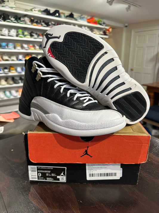 *USED* Air Jordan 12 Playoff (size 9)
