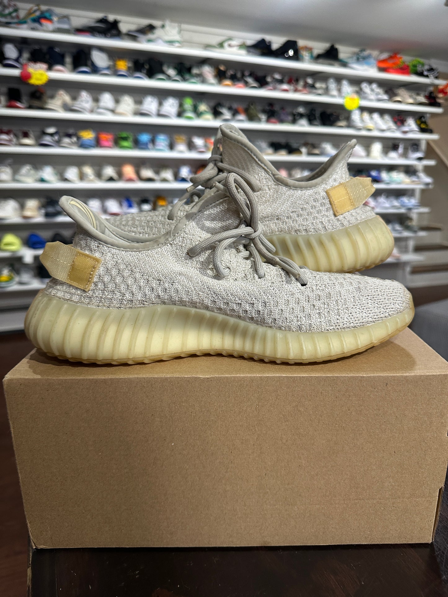 *USED* Yeezy 350 Lights (Size 8)