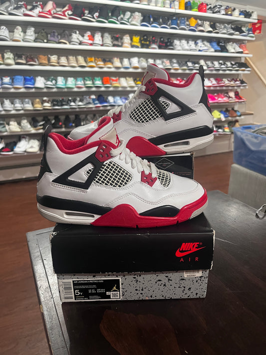 *USED* Air Jordan 4 Fire Red GS (size 5Y)