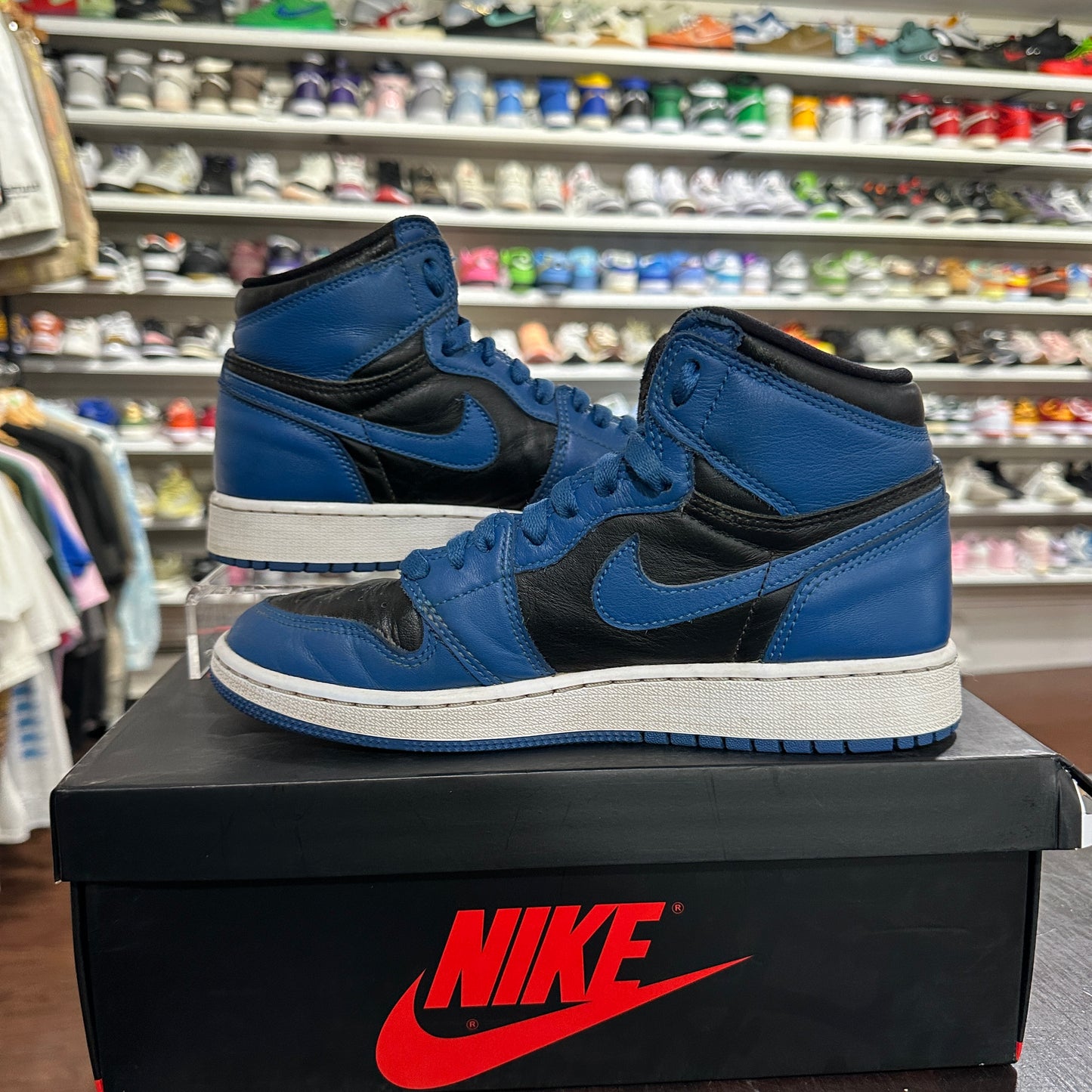 *USED* Jordan 1 Marina Blue (Size 5.5Y)