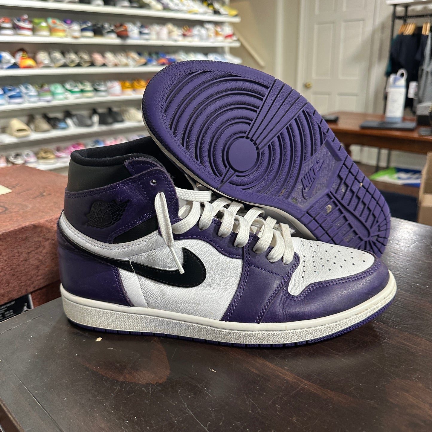 *USED* Jordan 1 Court Purple (size 11)
