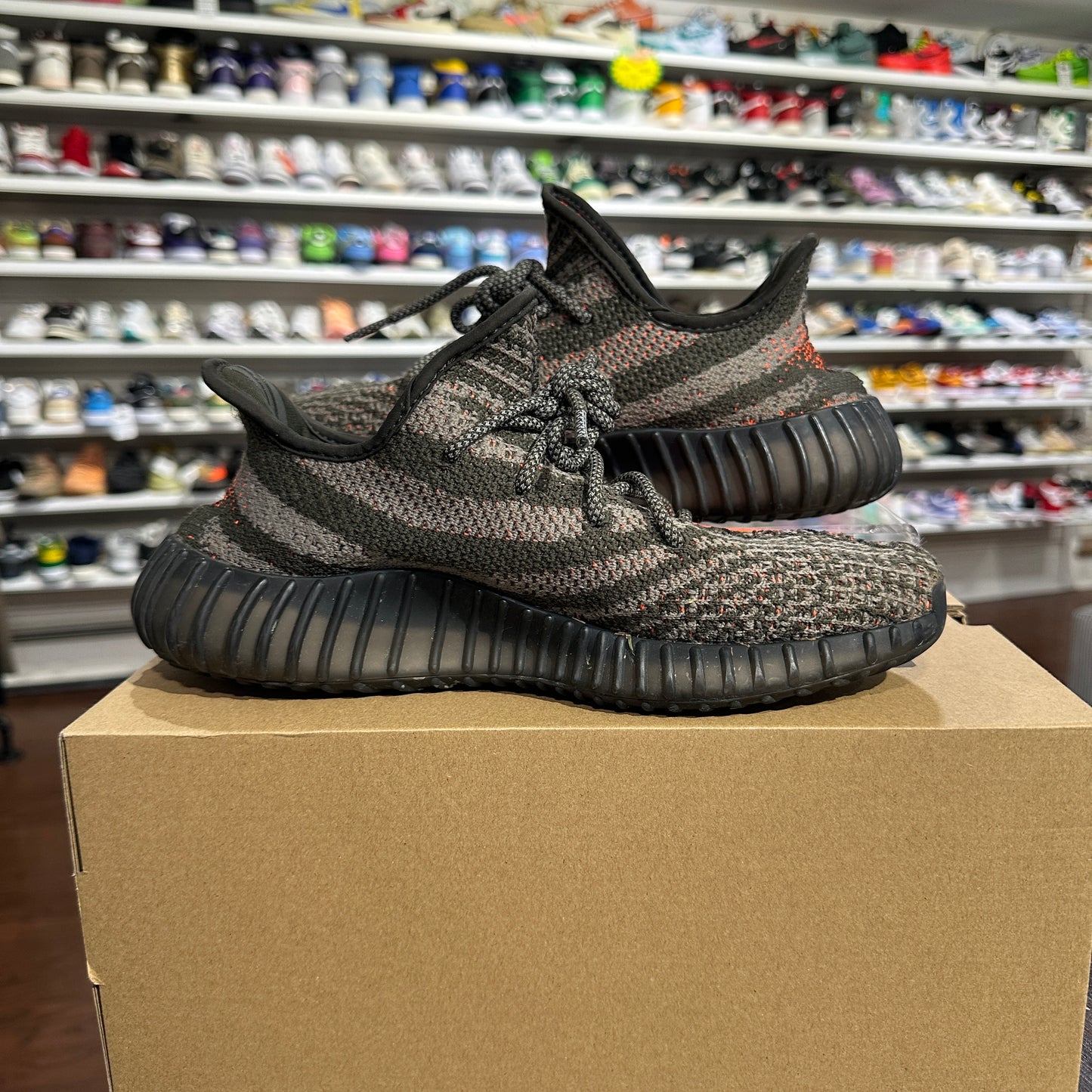 *USED* Yeezy Boost 350 Carbon Beluga (size 7)