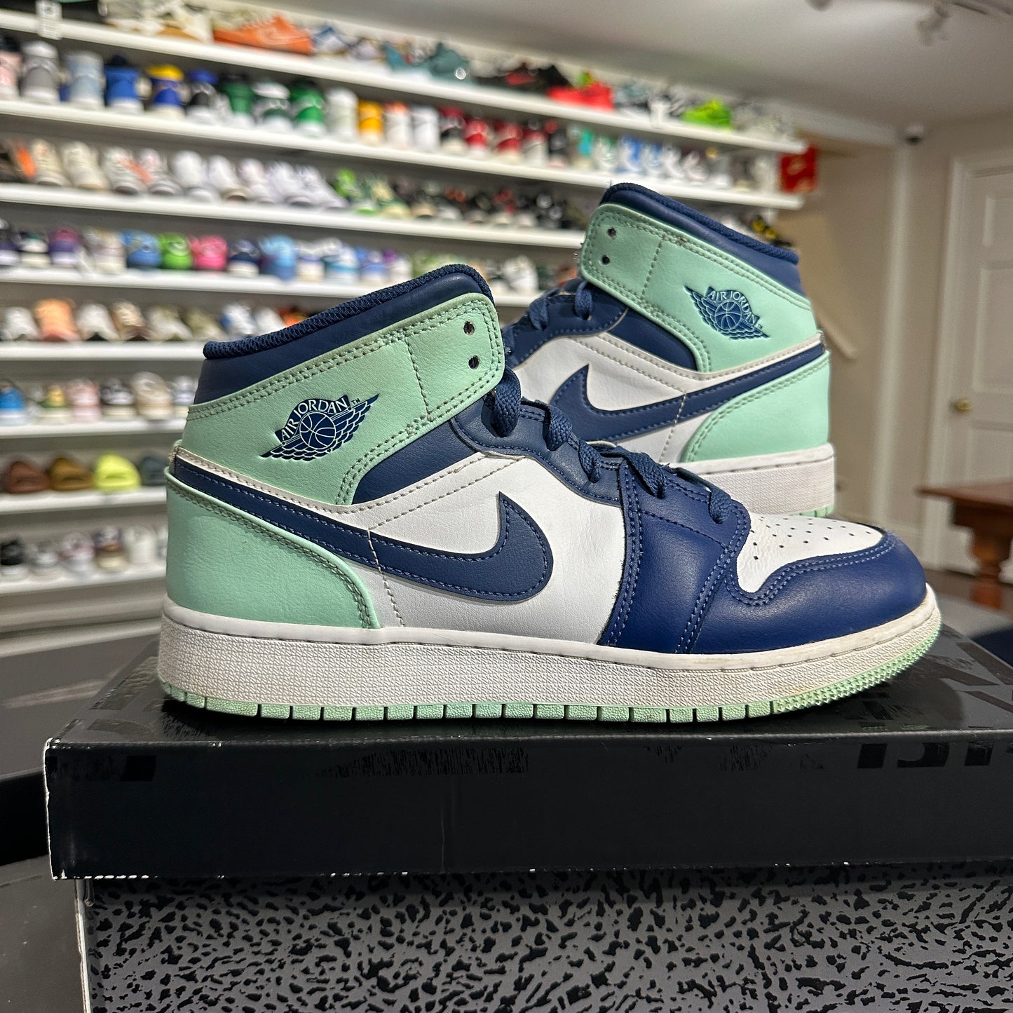 *USED* Air Jordan 1 Mid Mint Foam (SIZE 5)(REP BOX)