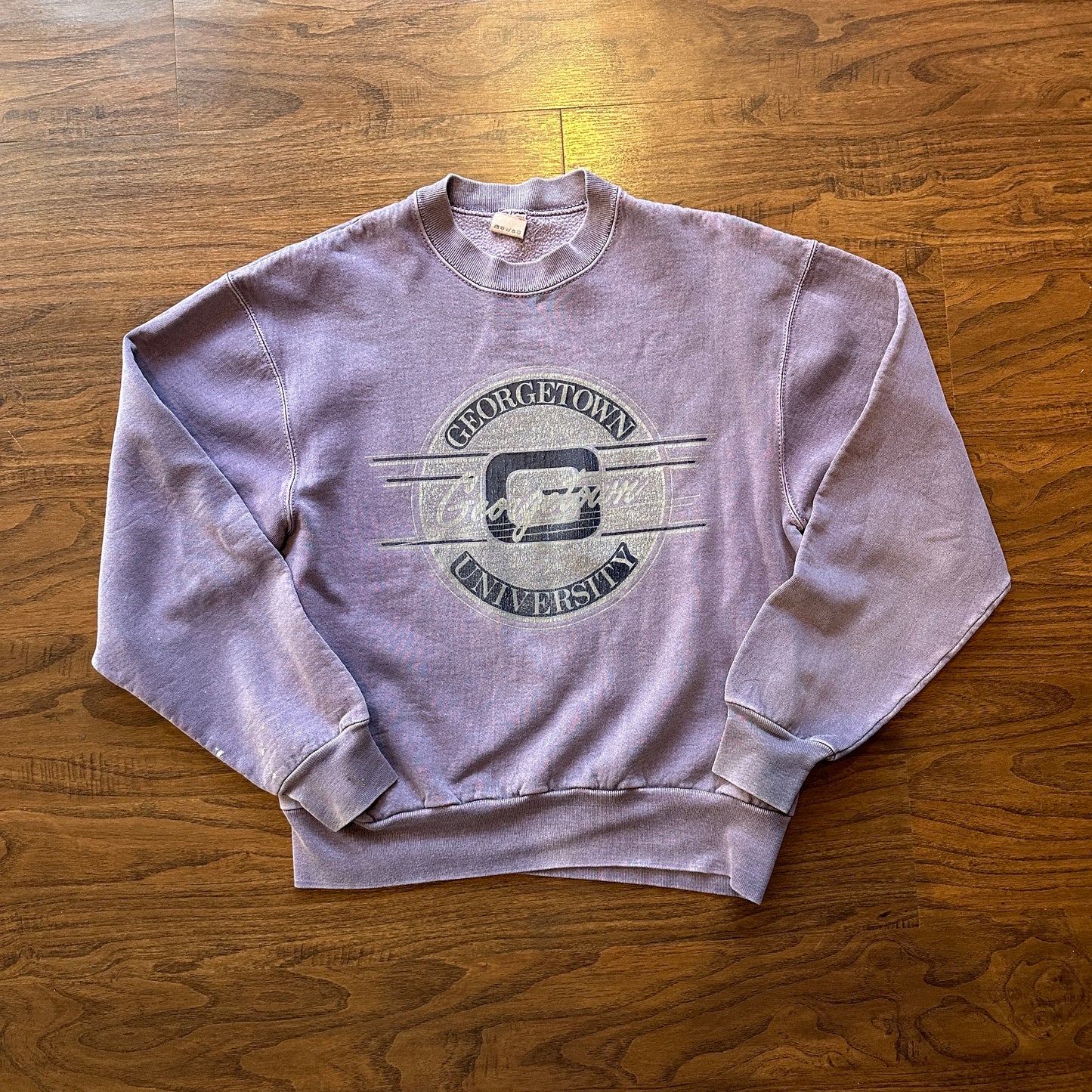 *VINTAGE* Georgetown University Crew Neck (FITS SMALL)