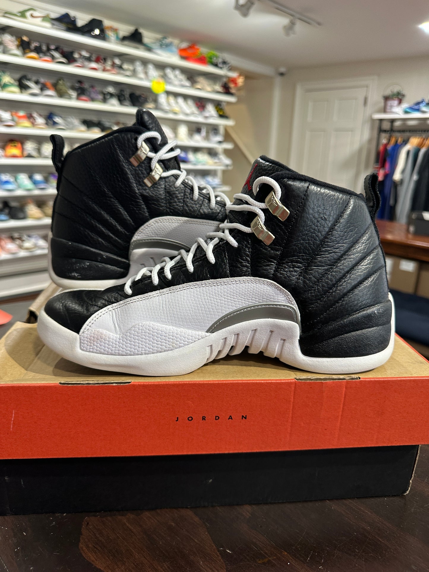 *USED* Air Jordan 12 Playoff (size 9)