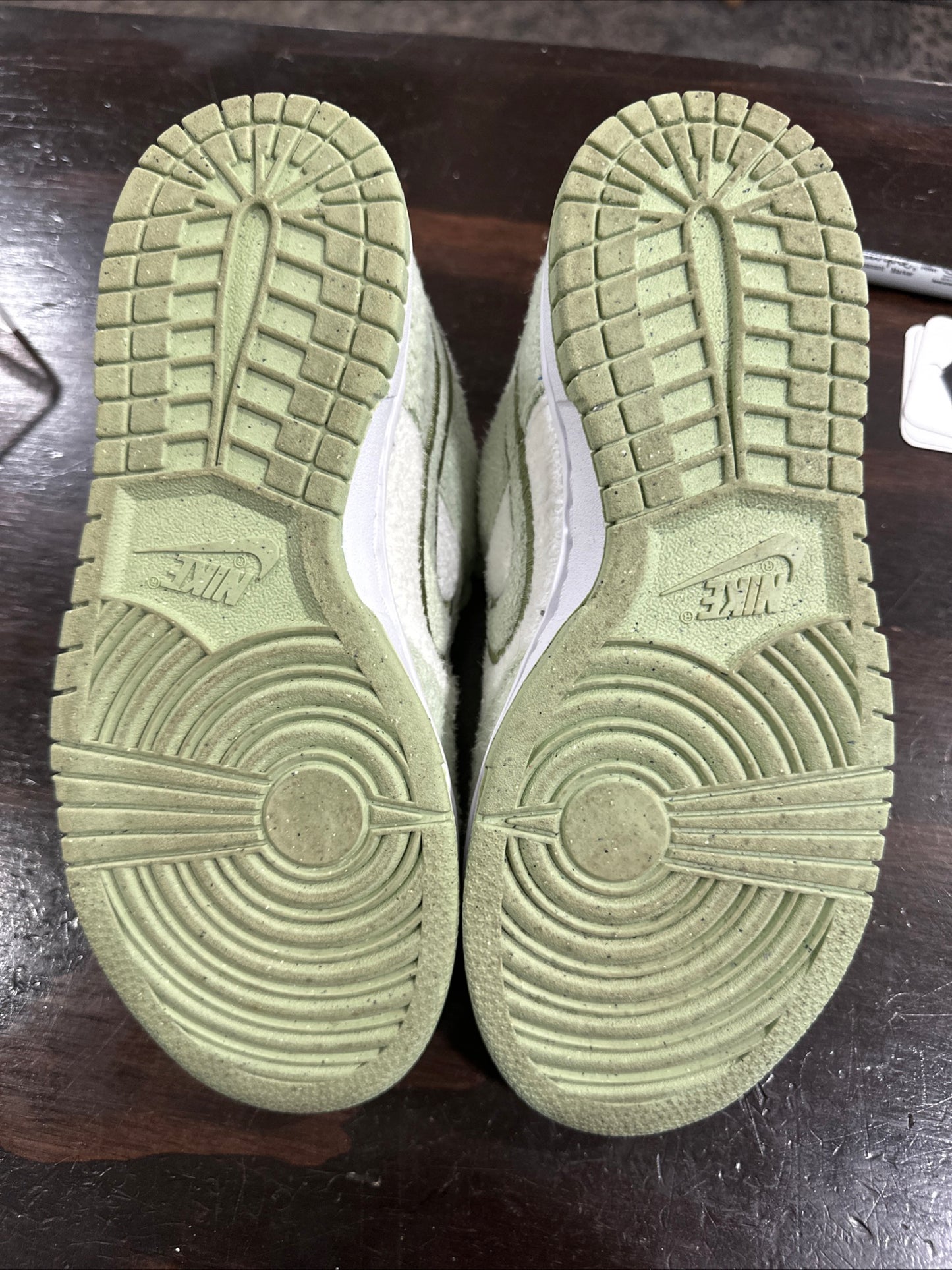 *USED* Nike Dunk Low Honeydew (Size 5Y)