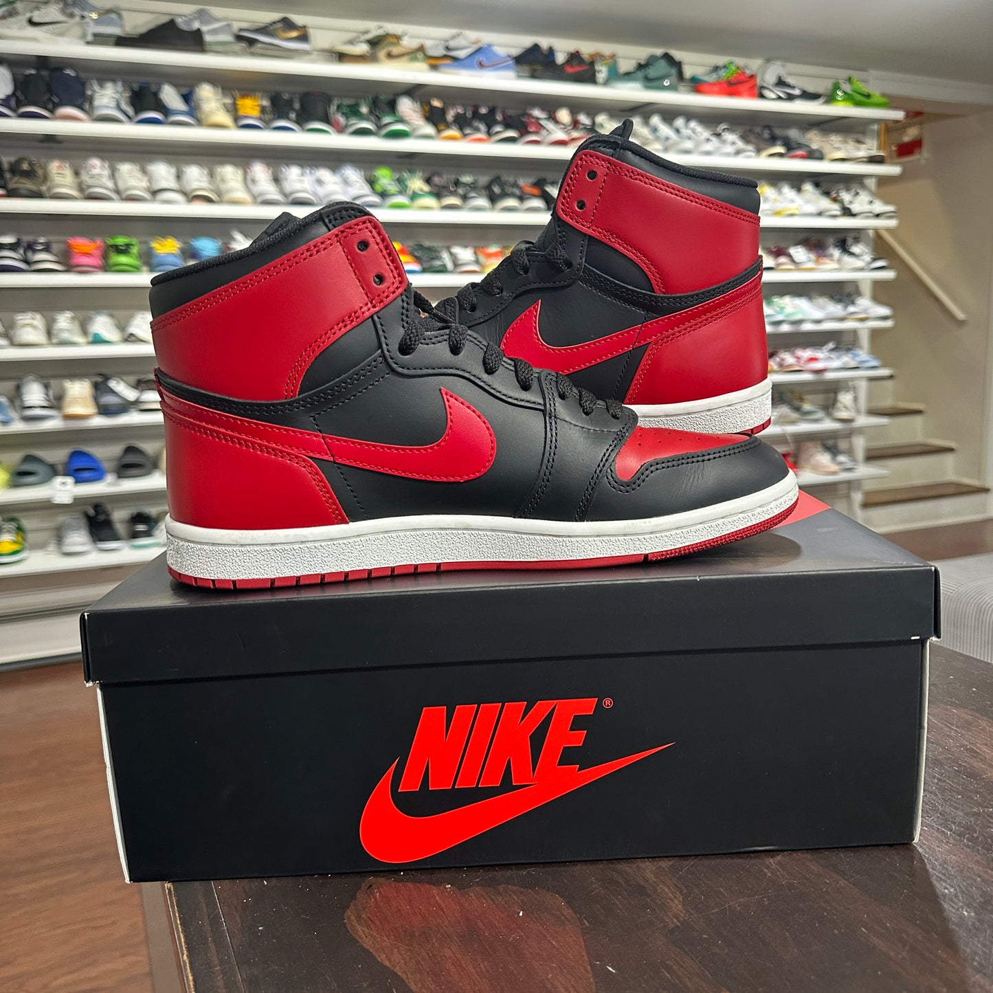 *USED* Jordan 1 Bred 2025 (Size 11)