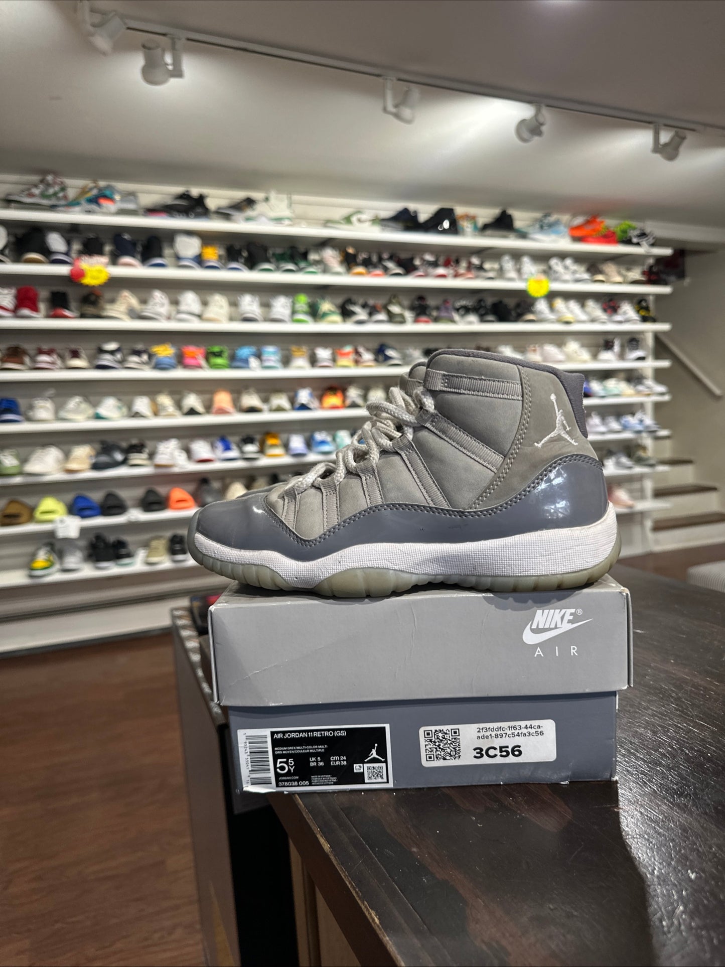 *USED* Jordan 11 Cool Grey (Size 5.5Y)