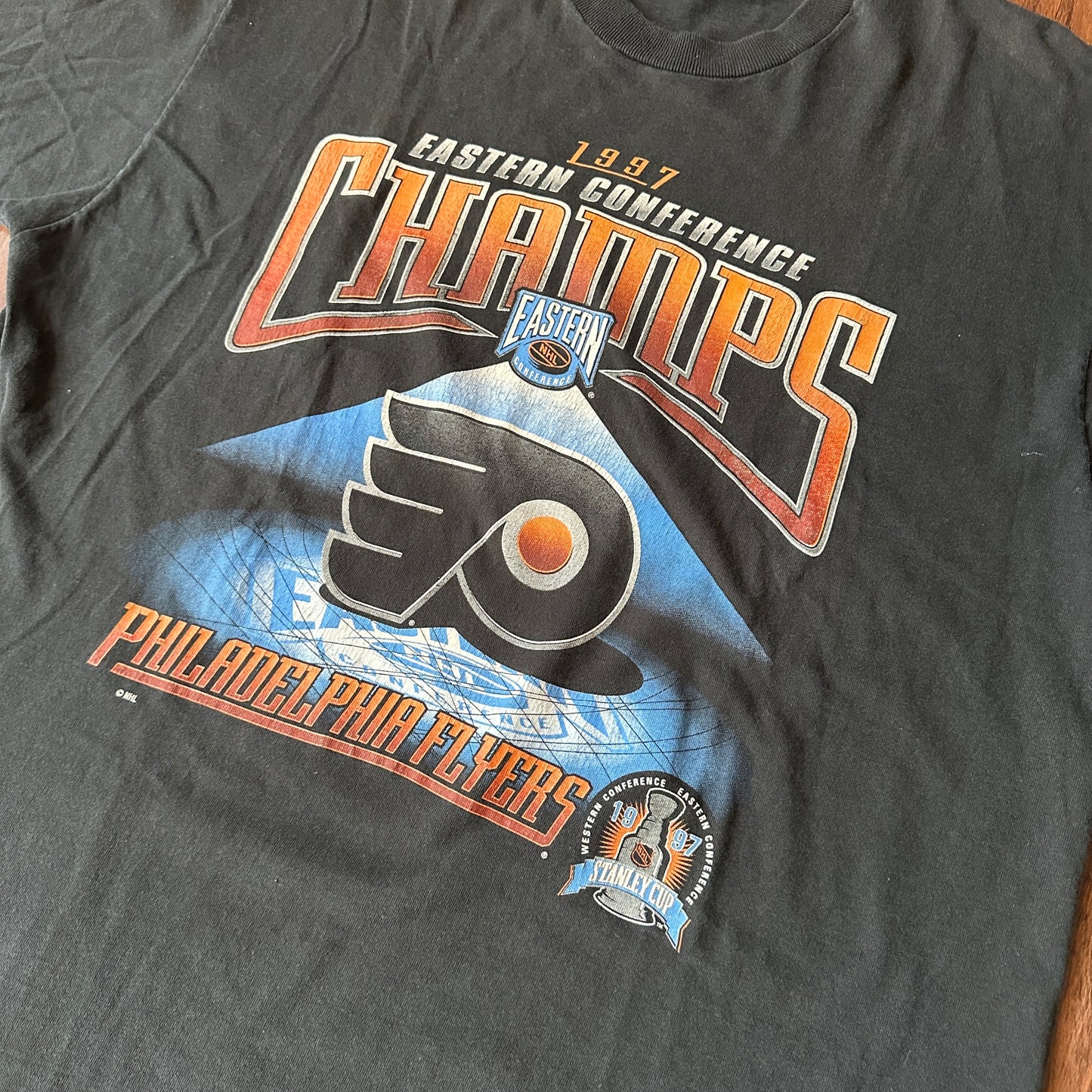 *VINTAGE* 1997 Flyers Eastern Conference Champs (FITS XLARGE)