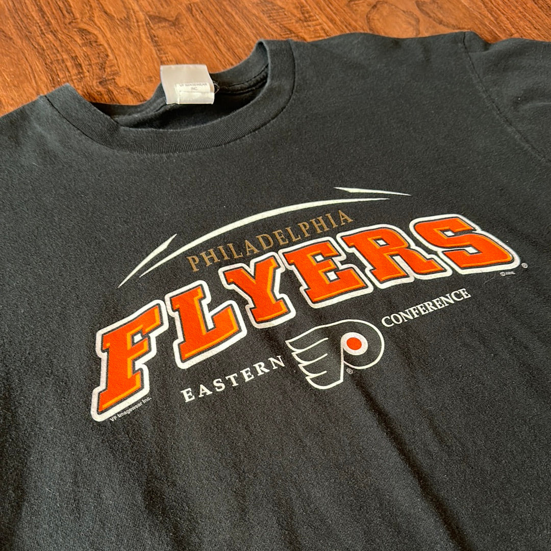 *VINTAGE* Philadelphia Flyers Eastern Conference Tee (FITS LARGE)