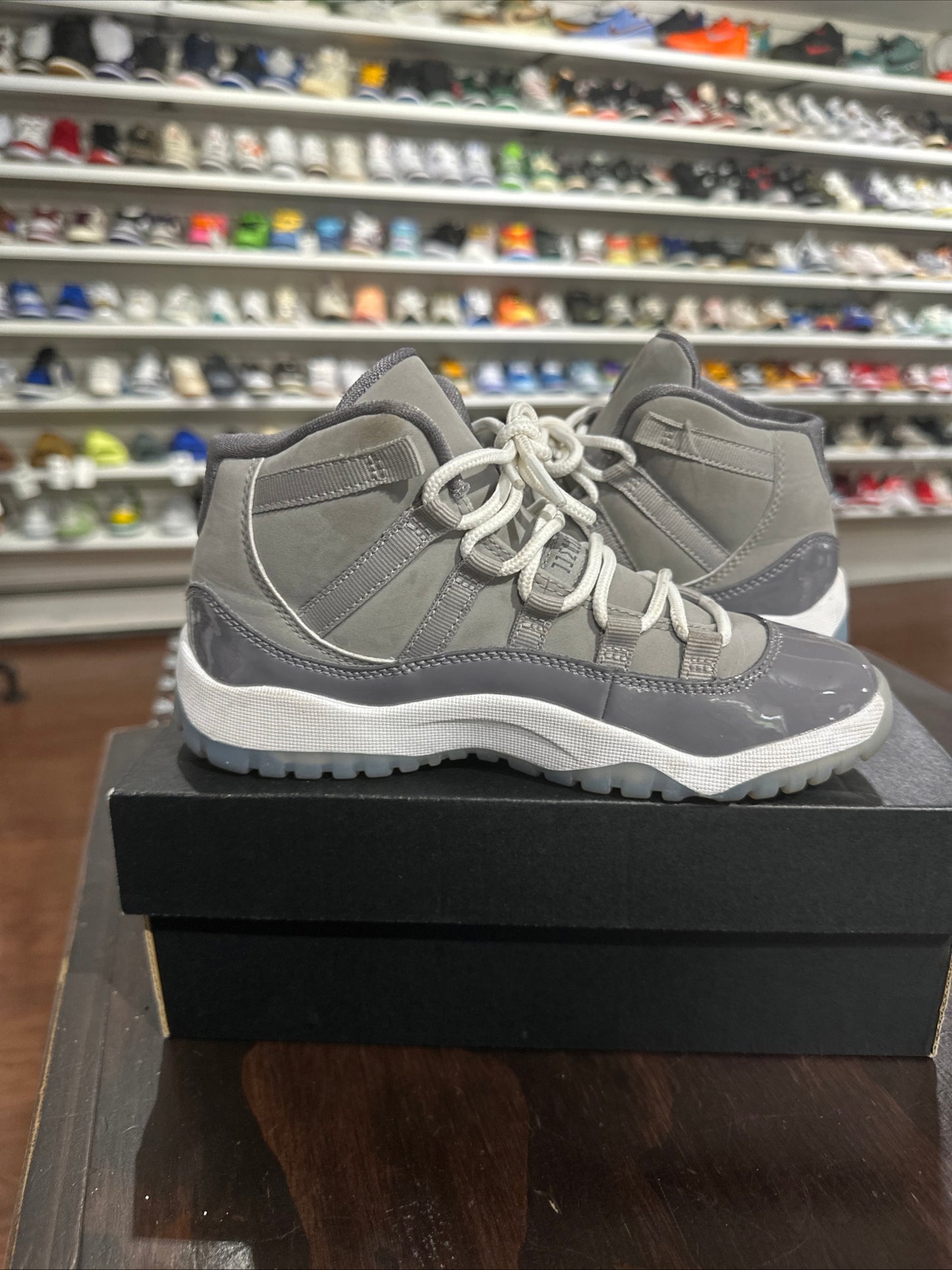 *USED* Jordan 11 Cool Grey (SIZE 1Y)