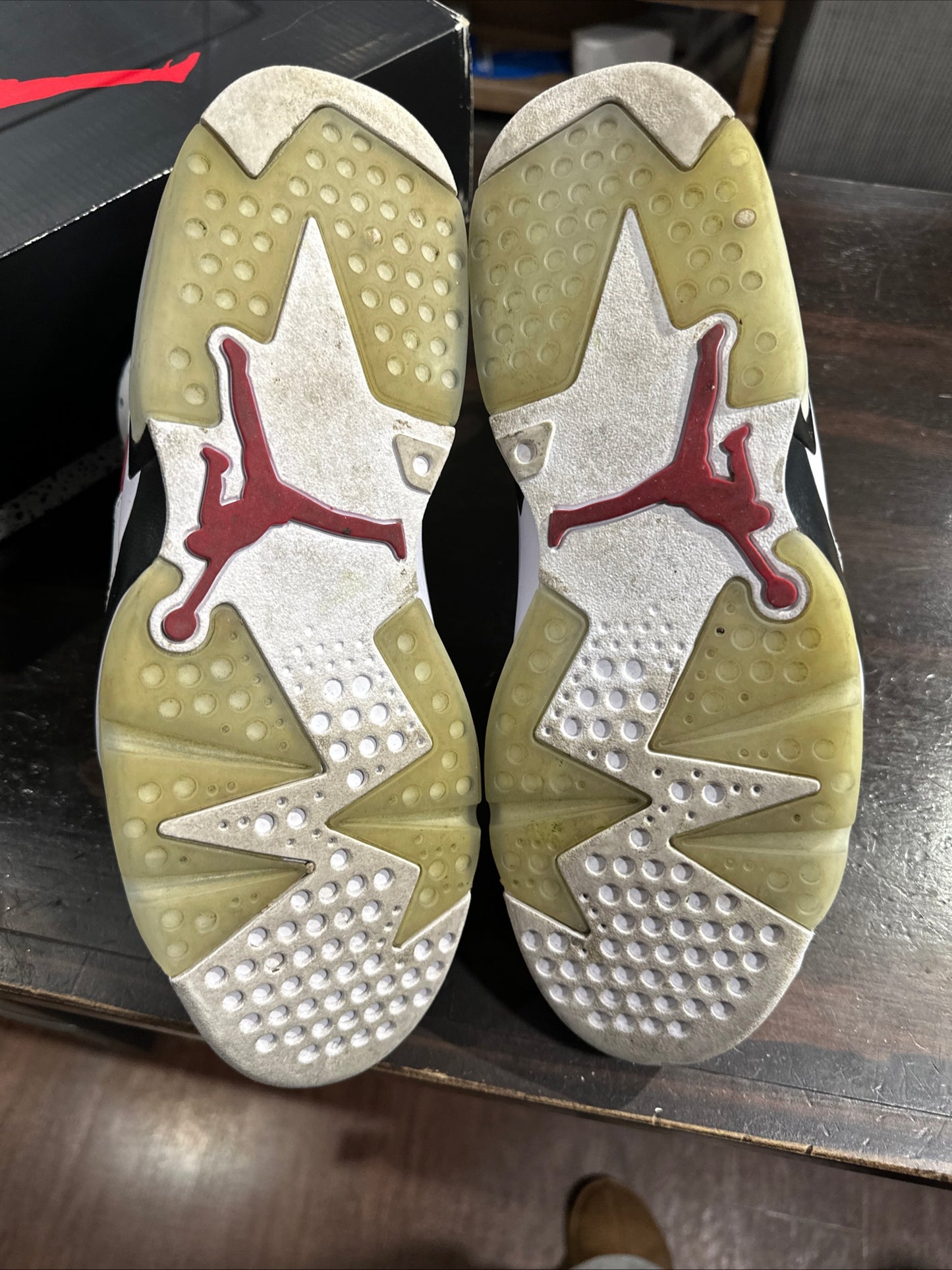 *USED* Jordan 6 Carmine (size 10)