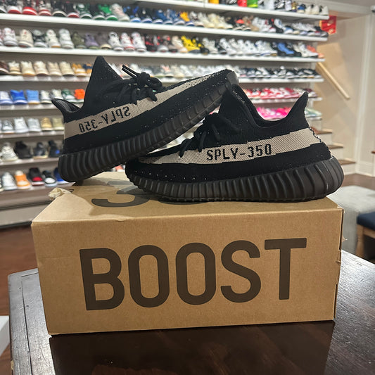 *USED* Yeezy Boost 350 v2 Core Black White 2016 (ALMOST NEW) size 9
