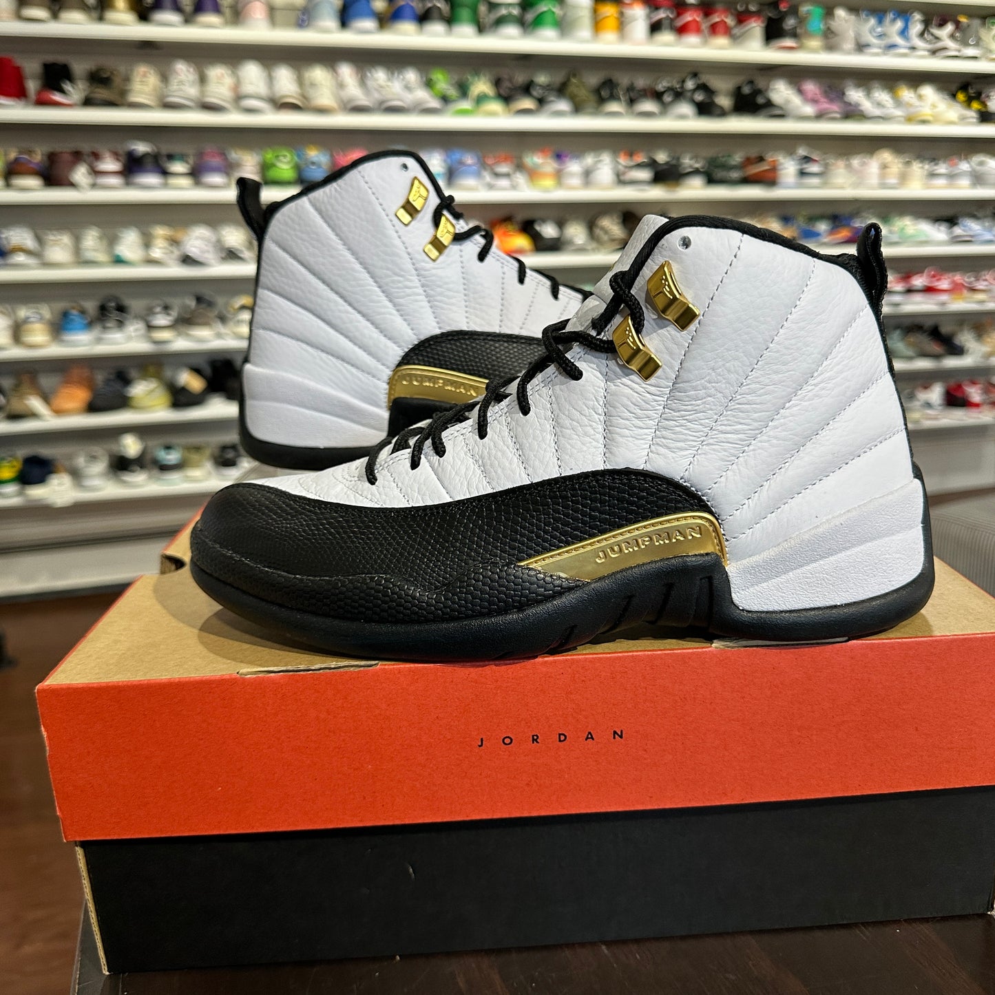 *USED* Air Jordan 12 Royalty Taxi (size 9)