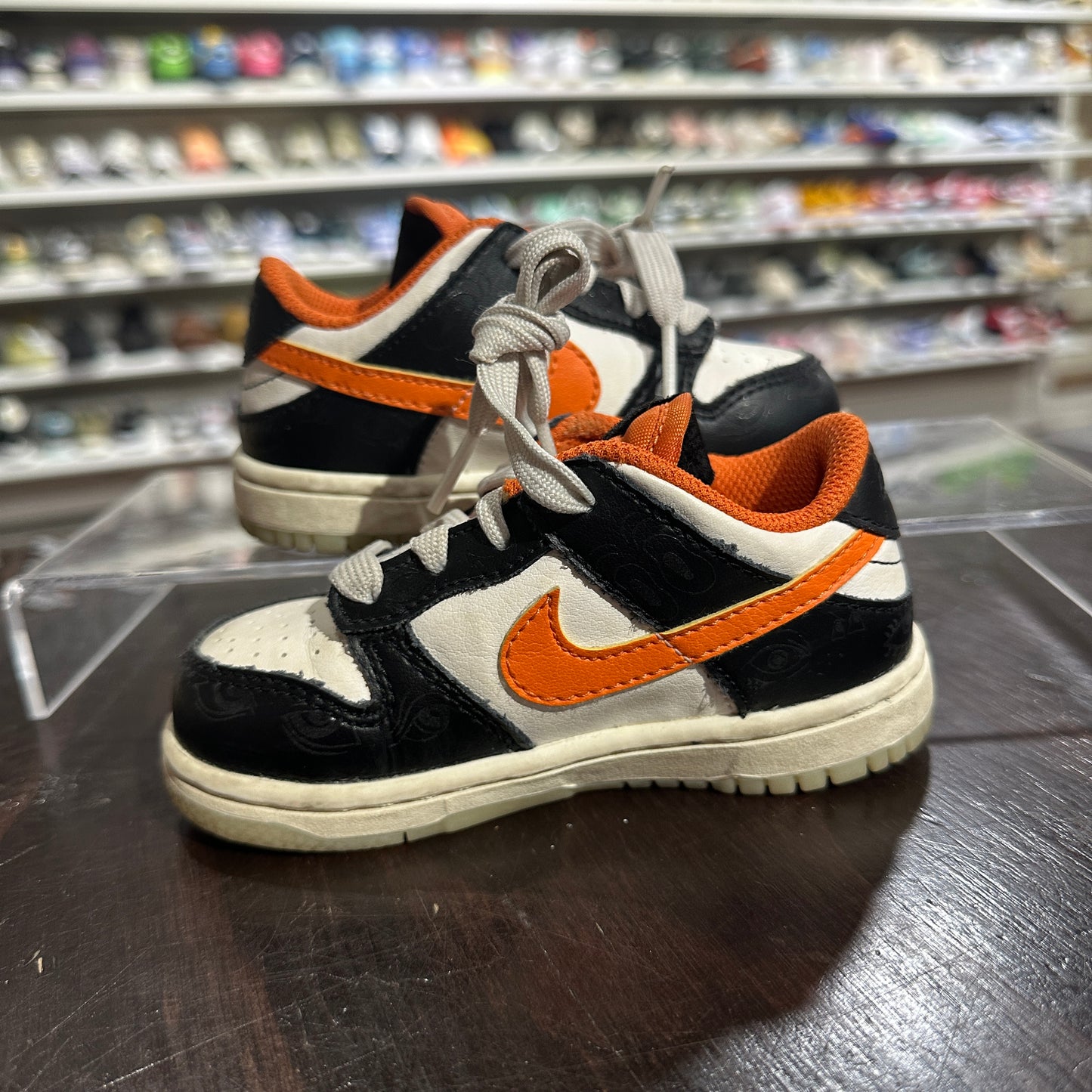 *USED* Nike Dunk Low Halloween (Size 7C)