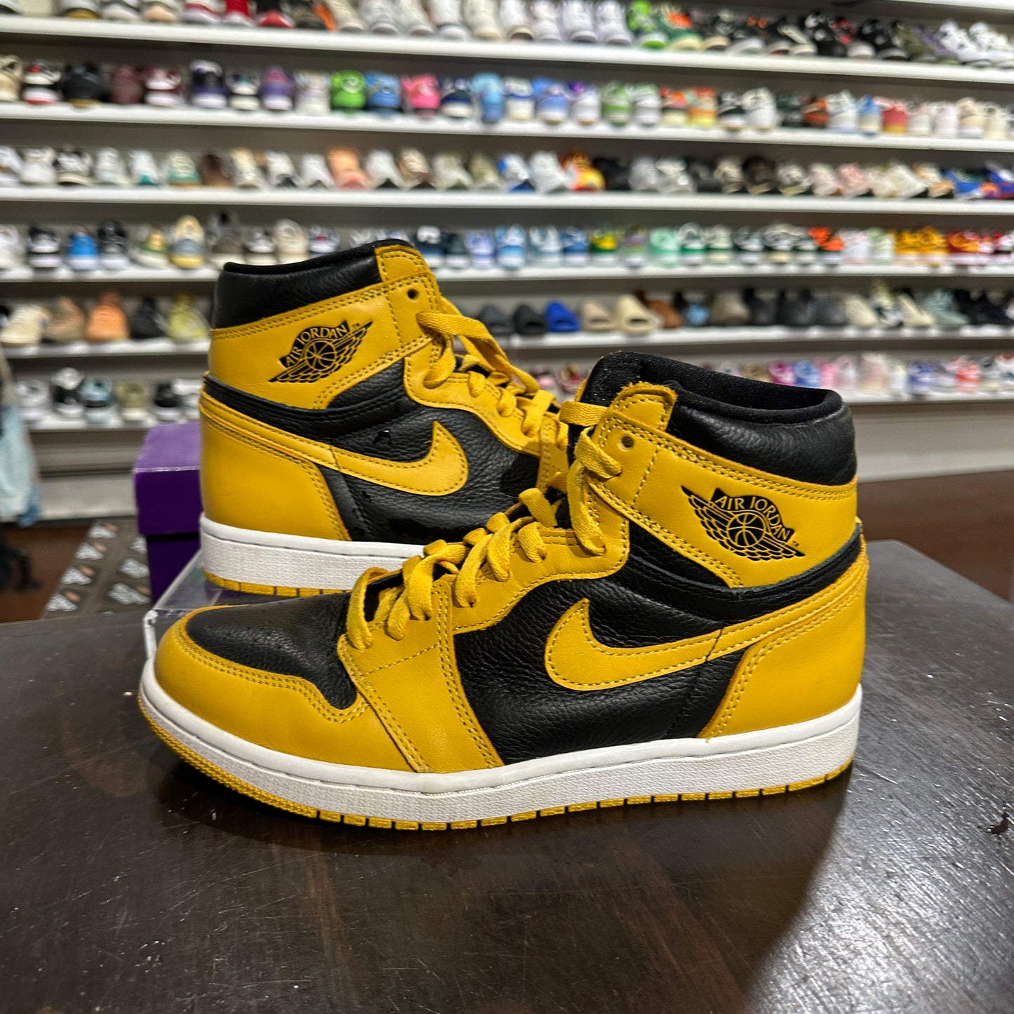 *USED* Jordan 1 High Pollen (size 7.5)(NO BOX)