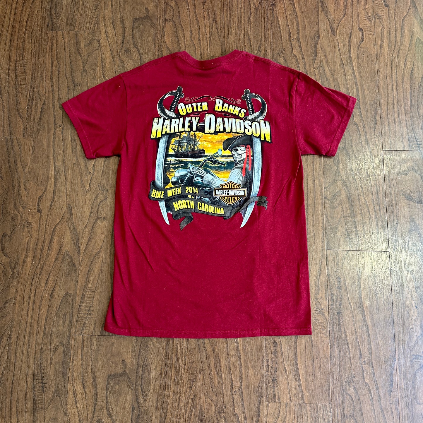 *VINTAGE* Harley Davidson Outerbanks Tee (Fits MEDIUM)