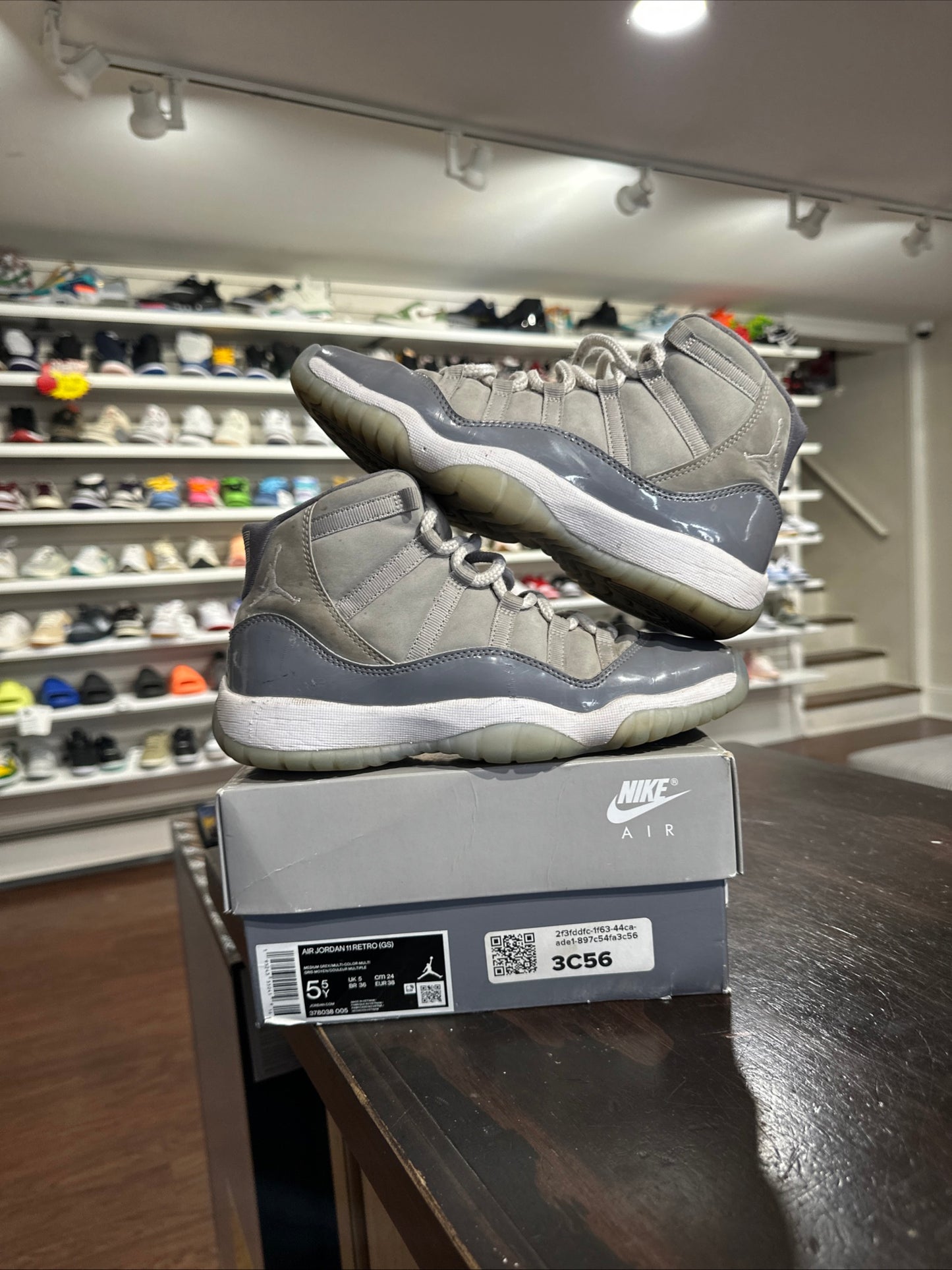 *USED* Jordan 11 Cool Grey (Size 5.5Y)