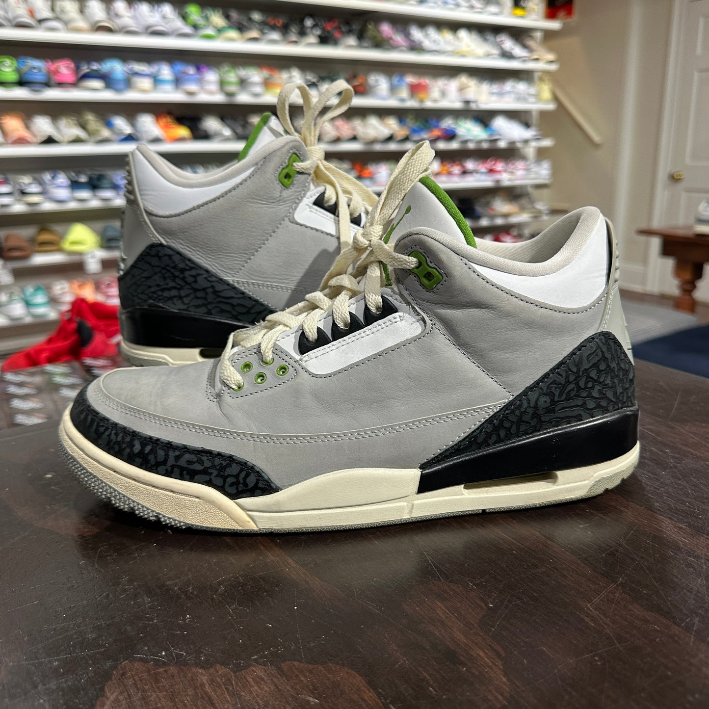 *USED* Jordan 3 Chlorophyll (size 11)(NO BOX)