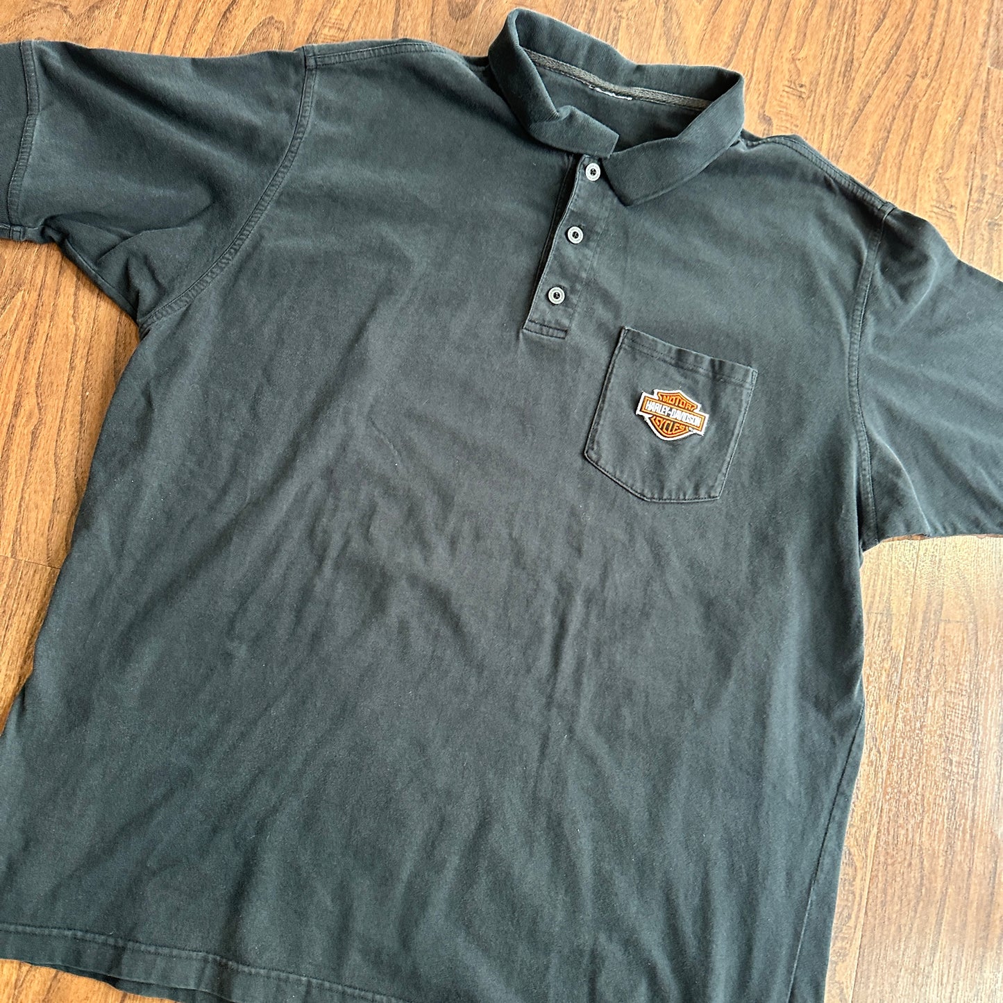 *VINTAGE* Harley Davidson Polo Work Tee (FITS X-LARGE)